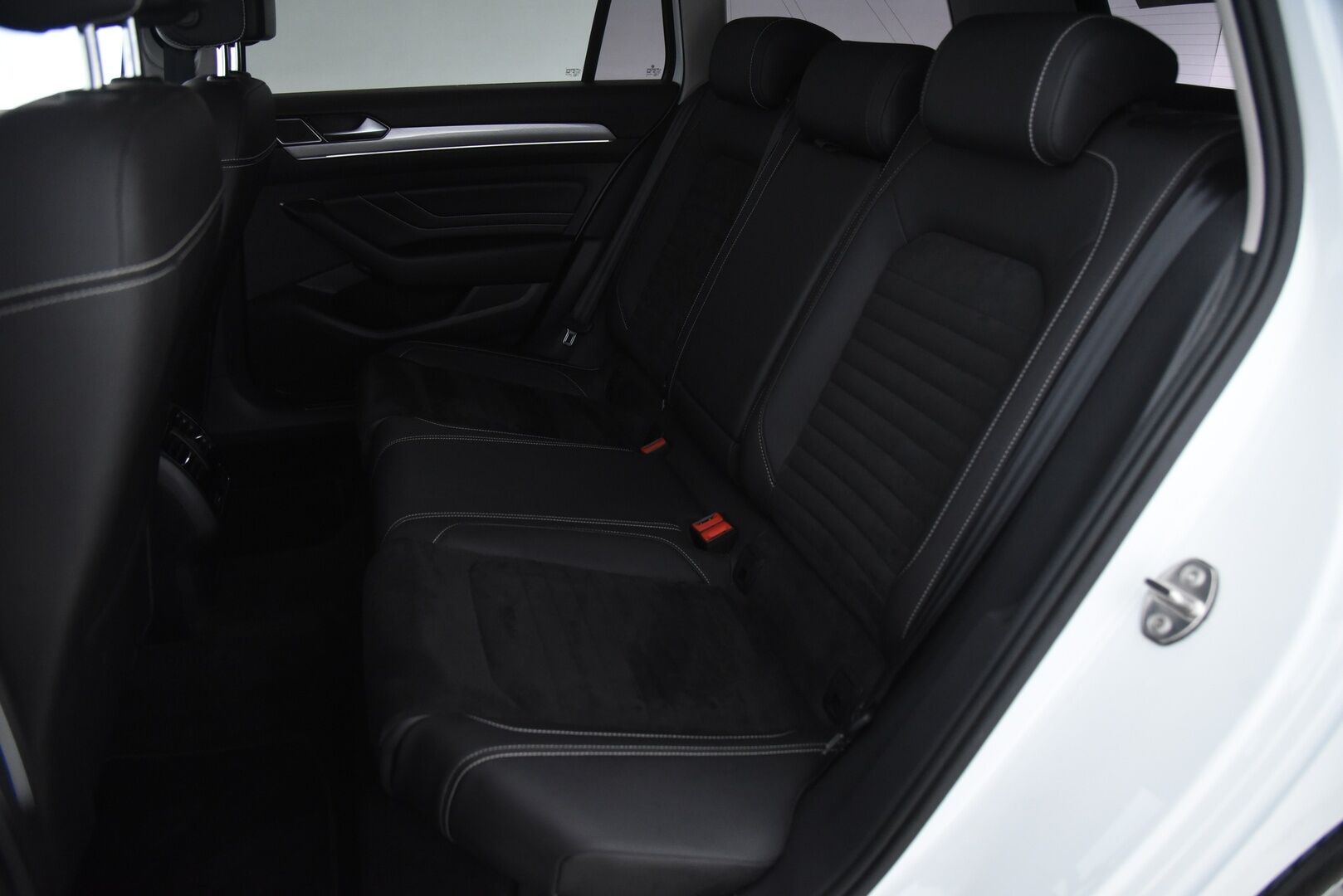 VOLKSWAGEN PASSAT 2020 1.4 TSI GTE Plug-in Executive - Adapt. Vakkari | Matrix-LED | Koukku |P-Kamera | Nahka-alcantara | Navi 