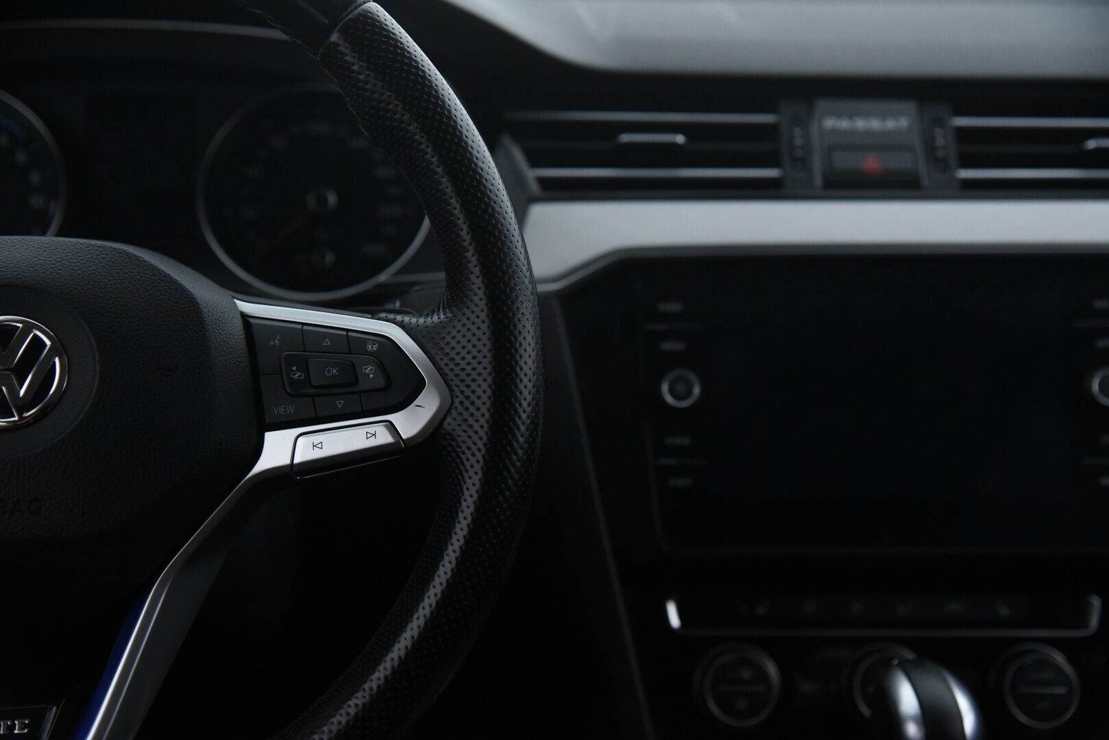 VOLKSWAGEN PASSAT 2020 1.4 TSI GTE Plug-in Executive - Adapt. Vakkari | Matrix-LED | Koukku |P-Kamera | Nahka-alcantara | Navi 