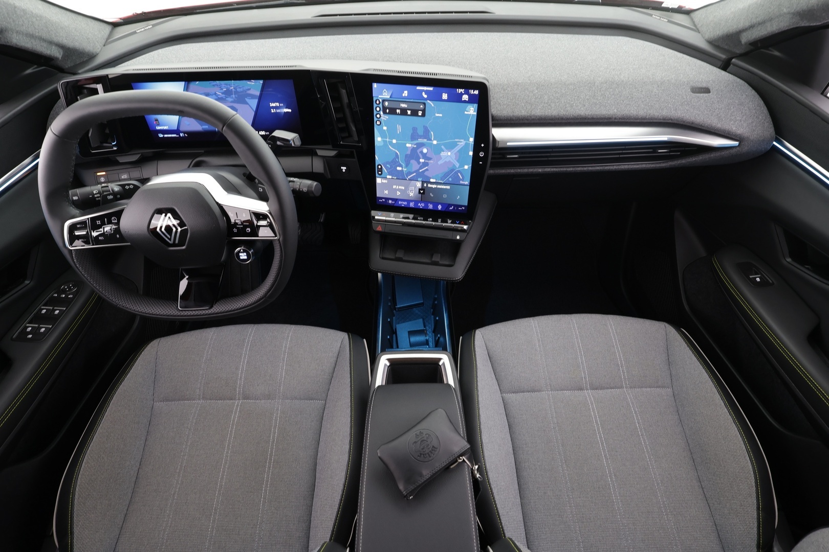 Renault Scenic 2024 E-Tech electric 220hv long range techno * ILP / Koukku / Harman/Kardon / ACC / LED / P.Kamera / Navi / Kaistavahti * - 1-om Suomi-auto / +600km kantama / Akku kuntotarkastettu SoH 99% / Kahdet renkaat 