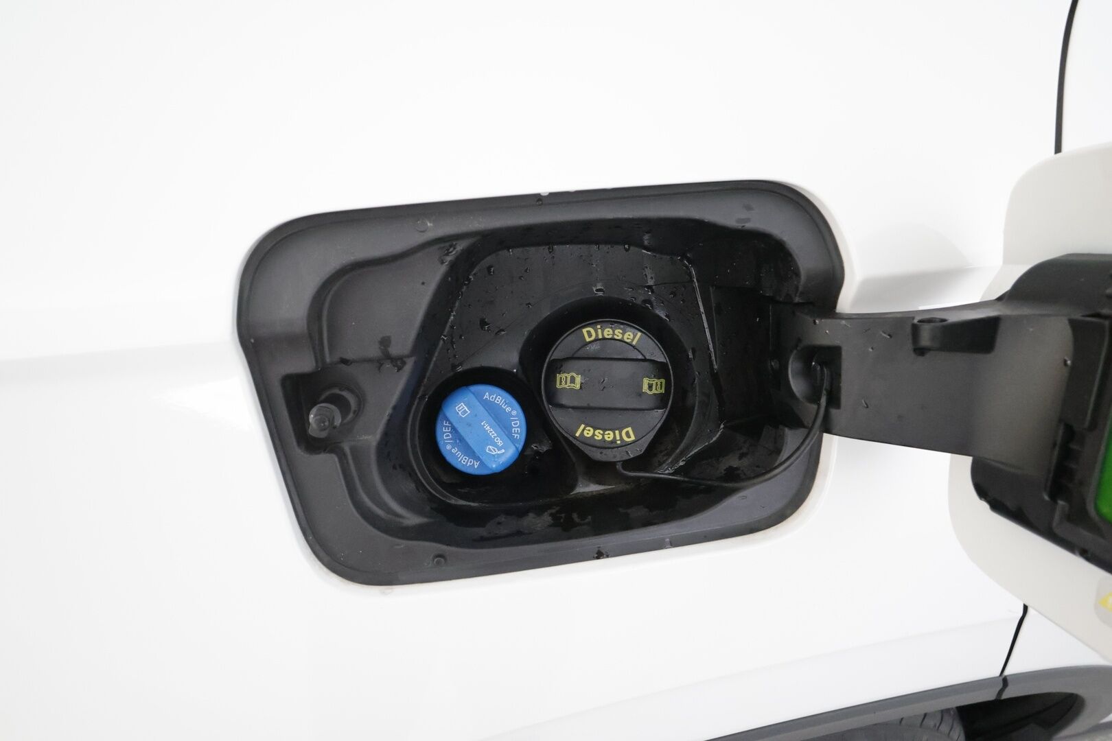 Skoda Karoq 2021 2,0 TDI 150 4x4 Style DSG - ACC | Webasto | Koukku  LED | P-Kamera | Canton | Kaistavahti | Keyless 