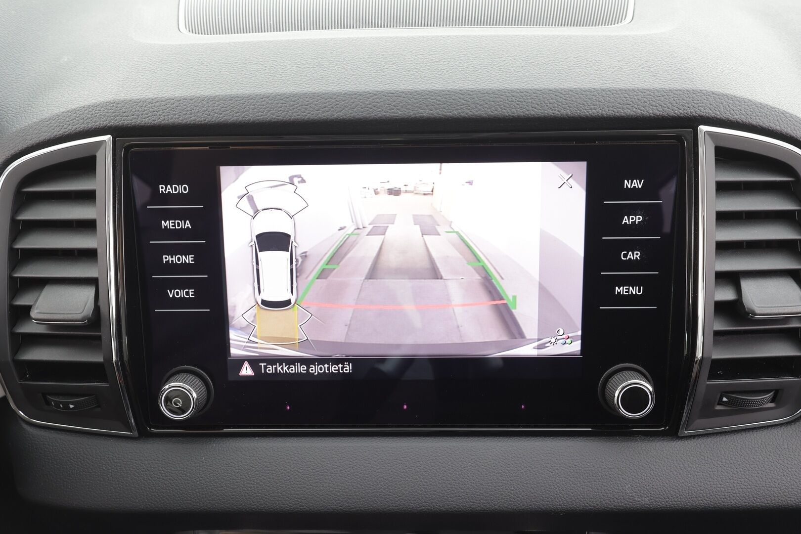 Skoda Karoq 2021 2,0 TDI 150 4x4 Style DSG - ACC | Webasto | Koukku  LED | P-Kamera | Canton | Kaistavahti | Keyless 