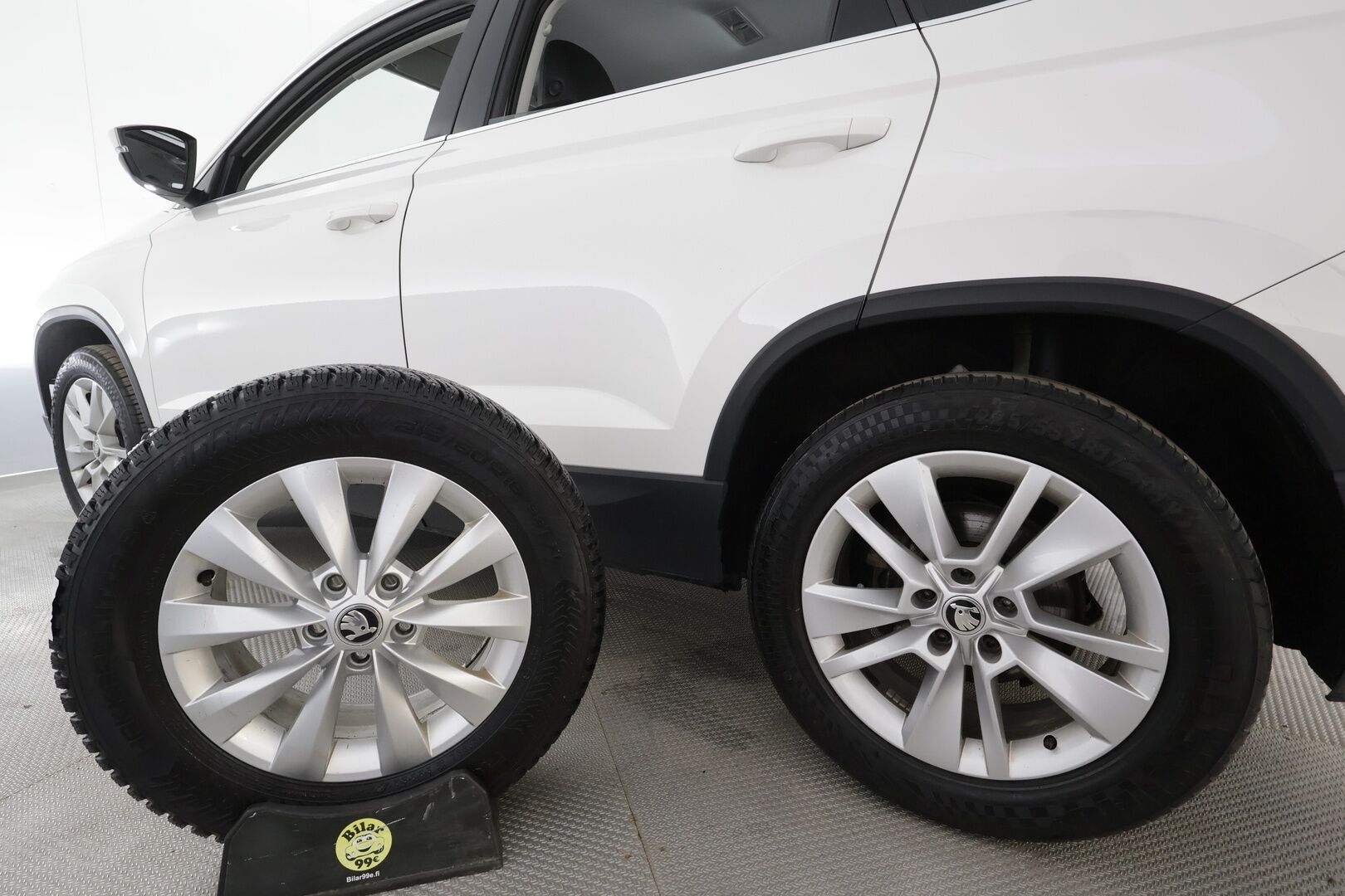 Skoda Karoq 2021 2,0 TDI 150 4x4 Style DSG - ACC | Webasto | Koukku  LED | P-Kamera | Canton | Kaistavahti | Keyless 