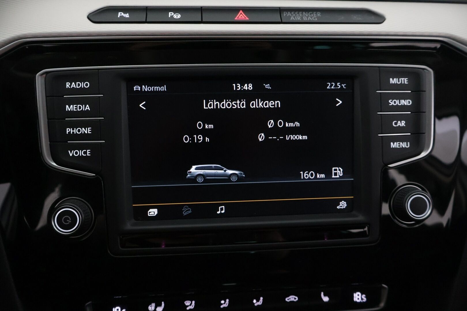 Volkswagen Passat 2016 Variant Alltrack 2,0 TSI 162 kW (220 hv) 4MOTION DSG *Adapt. Vakkari / Koukku / Webasto / P. Kamera / Ergoistuin* - Talvivarusteet / 2x renkaat ja vanteet / - HULLUT JOULUT KORKOTARJOUS 2,49% 