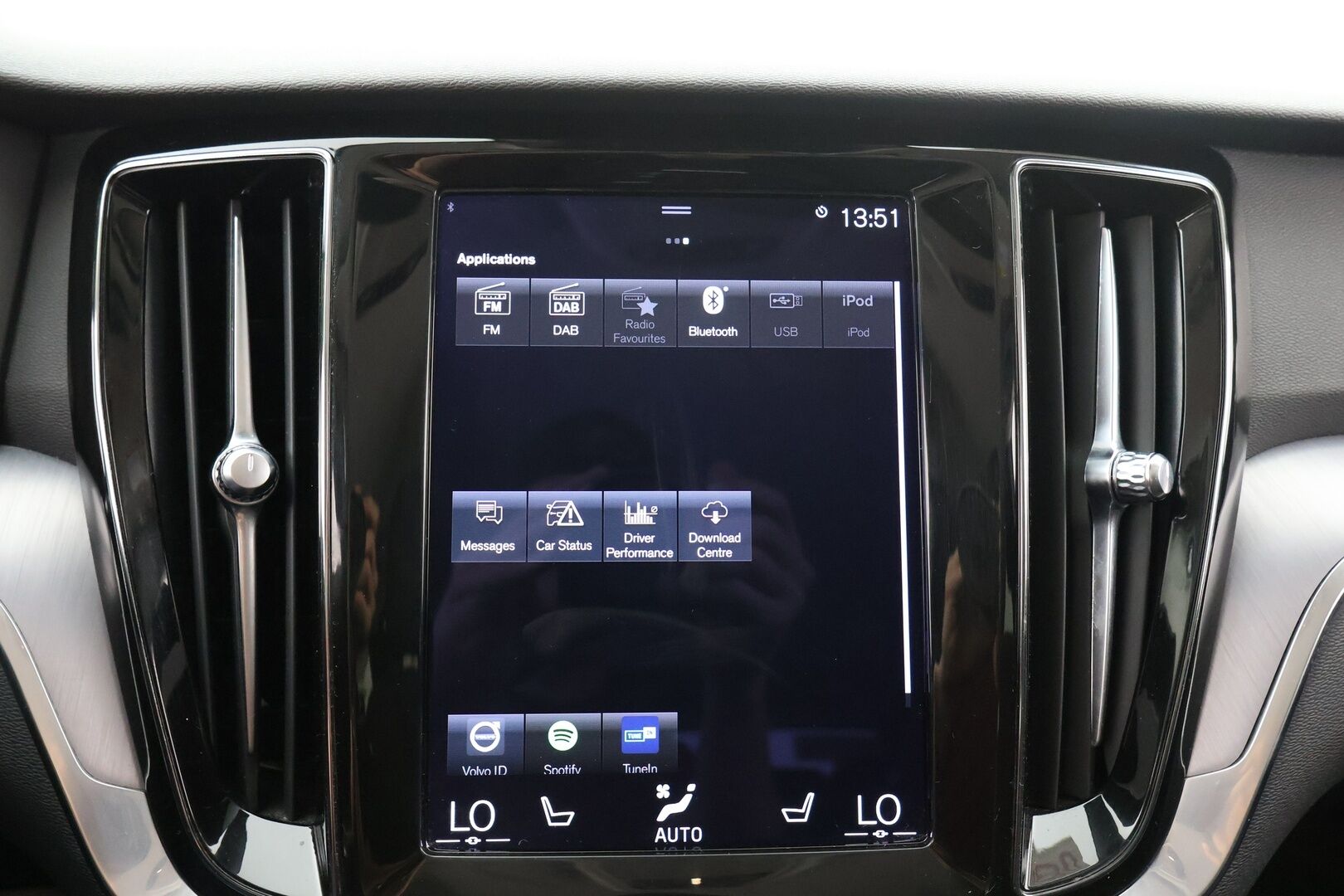 Volvo V60 2022 T6 AWD Long Range Inscription Expression aut - | ACC | Koukku | 2 OM | Navi | Keyless | Digimittaristo | Ratinlämmitin