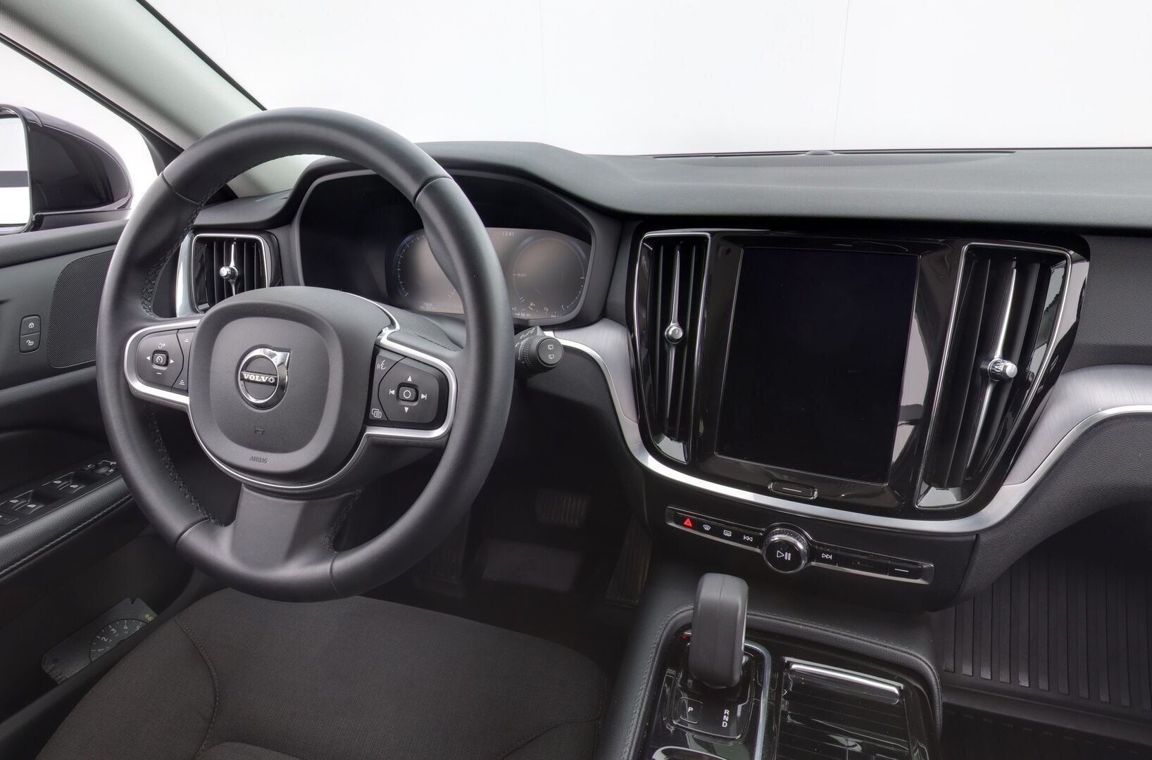 Volvo V60 2022 T6 AWD Long Range Inscription Expression aut - | ACC | Koukku | 2 OM | Navi | Keyless | Digimittaristo | Ratinlämmitin