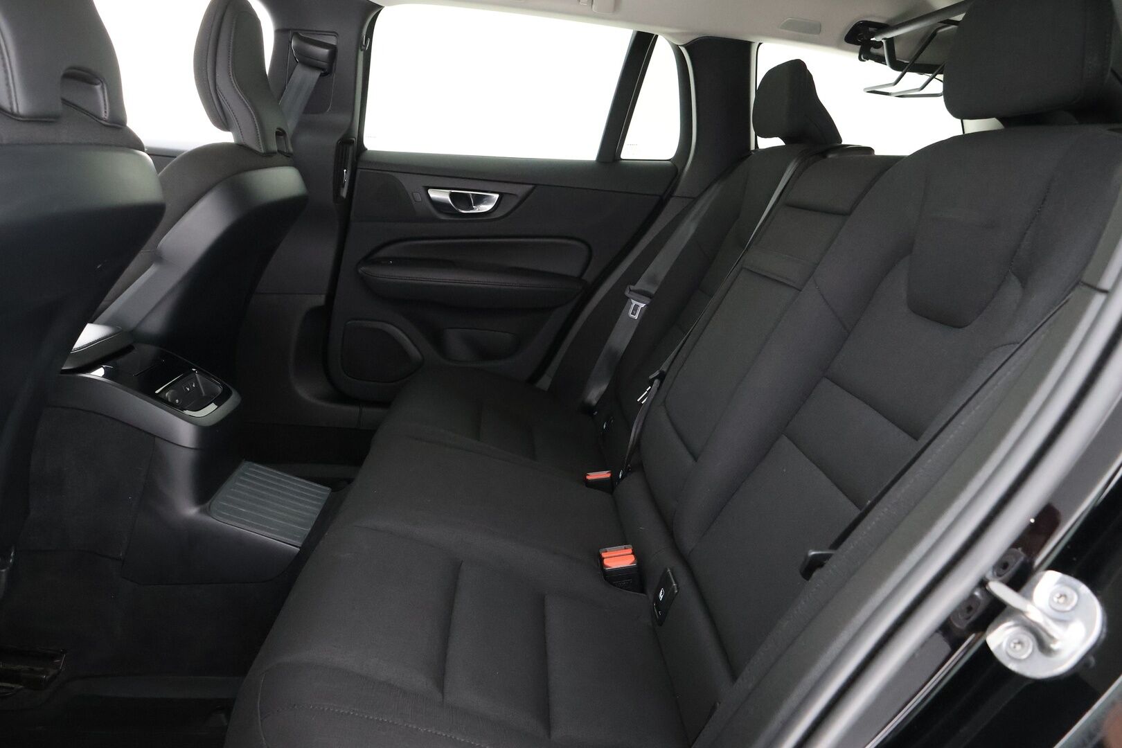 Volvo V60 2022 T6 AWD Long Range Inscription Expression aut - | ACC | Koukku | 2 OM | Navi | Keyless | Digimittaristo | Ratinlämmitin