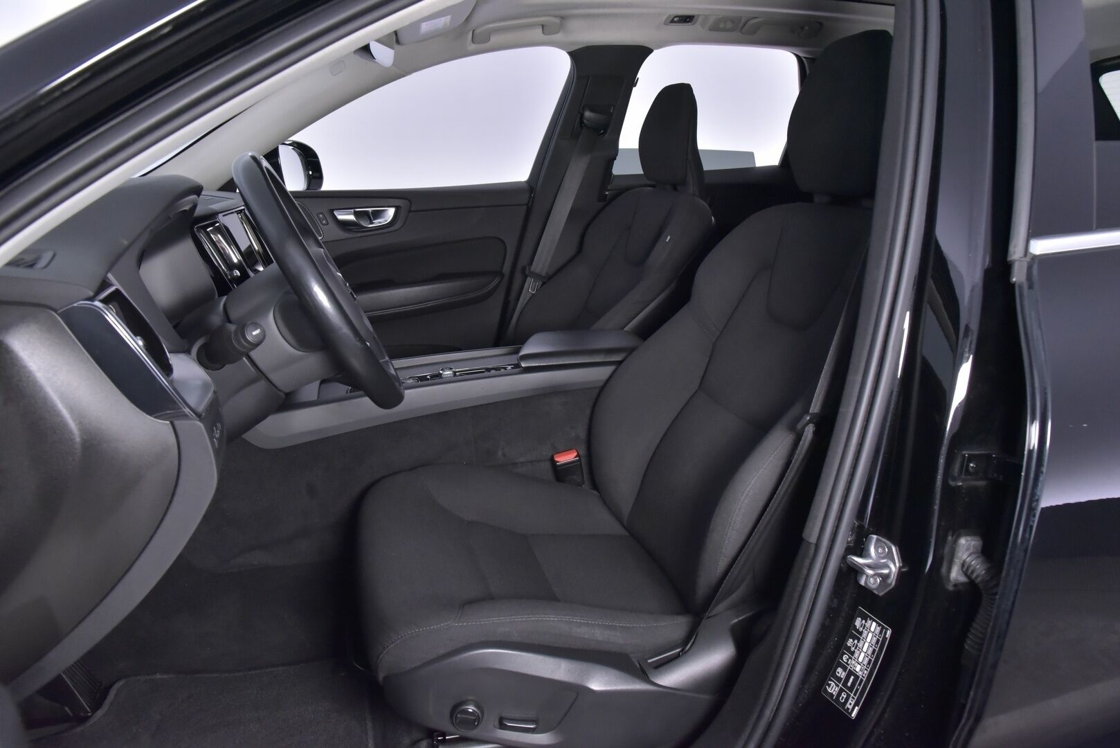 Volvo XC60 2021 T6 TwE AWD Inscription Expression aut - Webasto | Harman&Kardon | Panoraama | P-Kamera | BLIS | Sähköluukku | Juuri huollettu | Siisti!