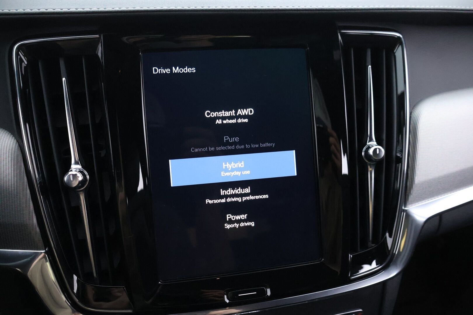 Volvo V90 2021 T8 AWD Recharge R-Design Aut Facelift - Adapt. vakkari / Webasto / Navi / Muistipenkit / Apple&Android / P.kamera