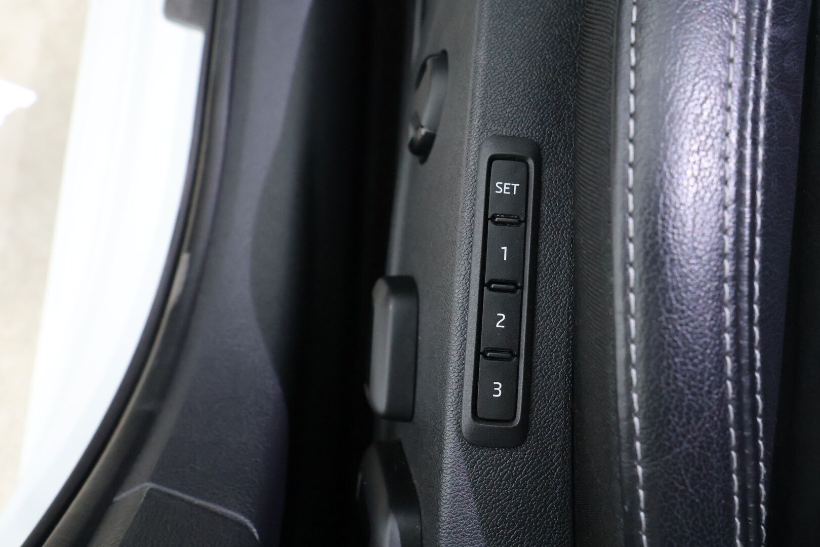 SKODA OCTAVIA 2021 Combi 1.4 TSI PHEV Style iV DSG Aut. - HUD | Muistipenkit | Adapt.Vakkari | Peruutuskamera | Digimittaristo |KeylessGo | Navi | Matrix-LED