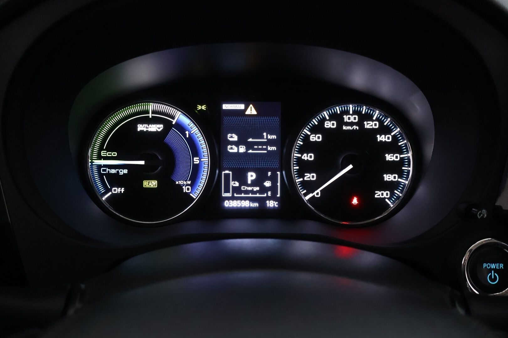 MITSUBISHI OUTLANDER PHEV 2020 Intense 4WD 2.4 5P - | Nahka-Alcantara sisusta | Vakionopeudensäädin | P.Kamera | RCC | KeylessGo | Kahdet renkaat alumiinivanteilla | 