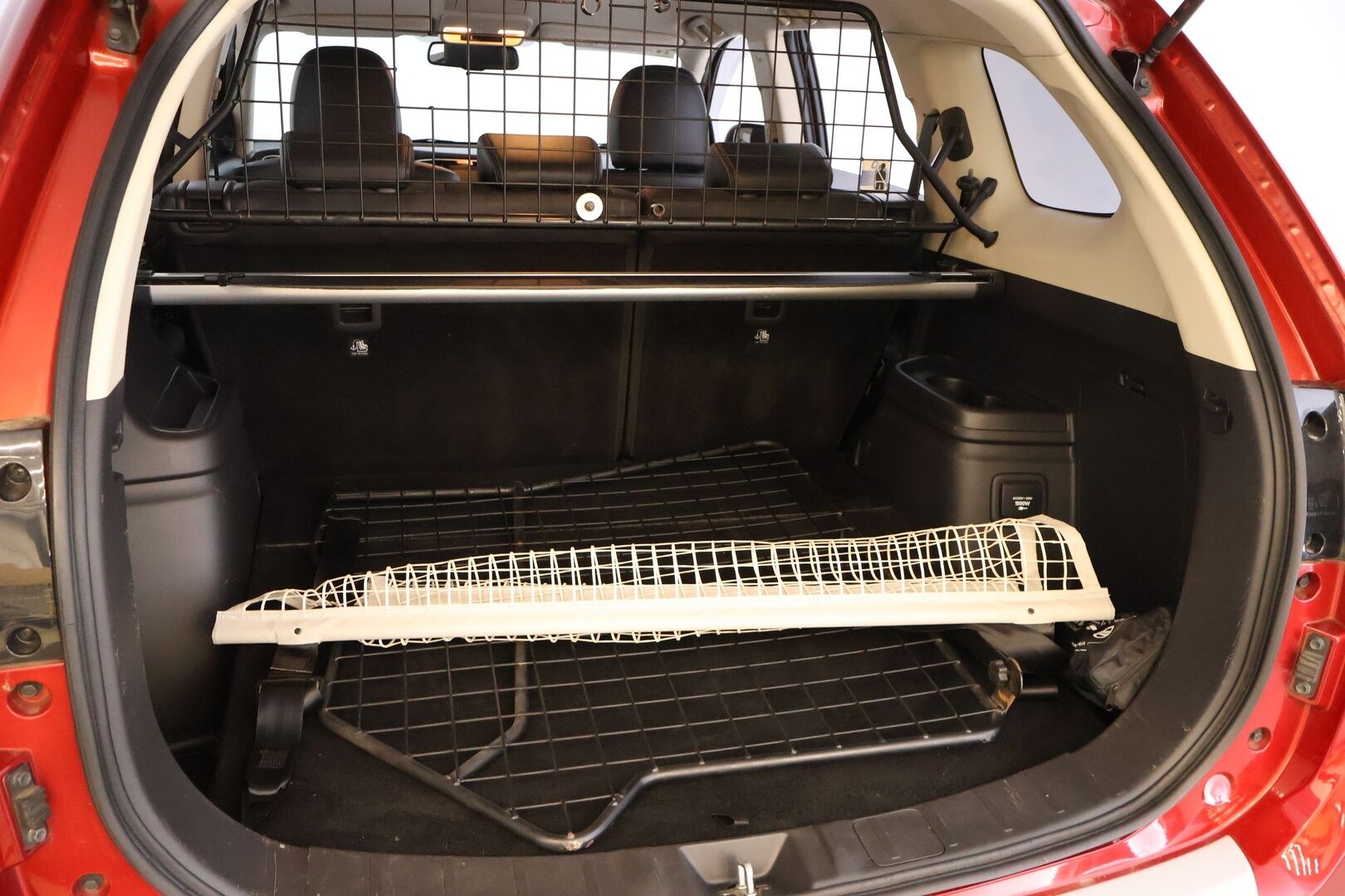 MITSUBISHI OUTLANDER PHEV 2020 Intense 4WD 2.4 5P - | Nahka-Alcantara sisusta | Vakionopeudensäädin | P.Kamera | RCC | KeylessGo | Kahdet renkaat alumiinivanteilla | 
