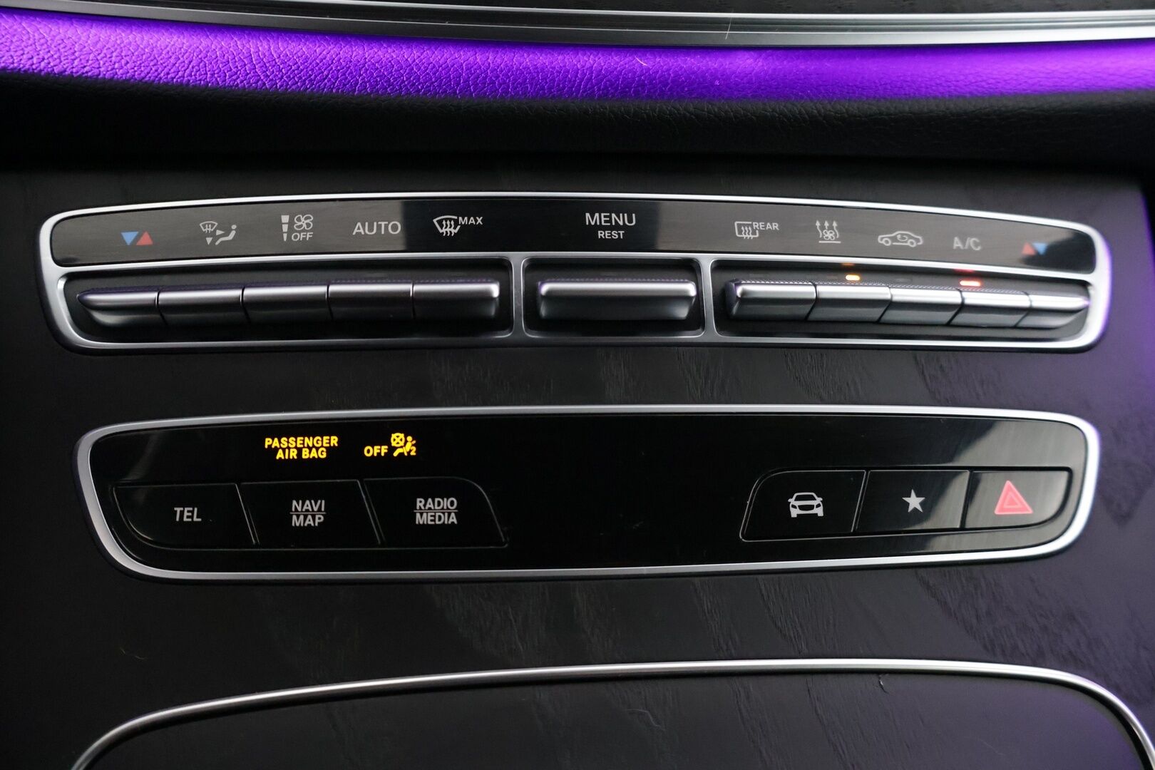 MERCEDES-BENZ E 2021 300 e T A AMG Edition EQ Power * Distronic+ / Koukku / Widescreen / Peruutuskamera / Puolinahat * - * Facelift / Näyttävä paketti kaksilla renkailla ja vanteilla! *