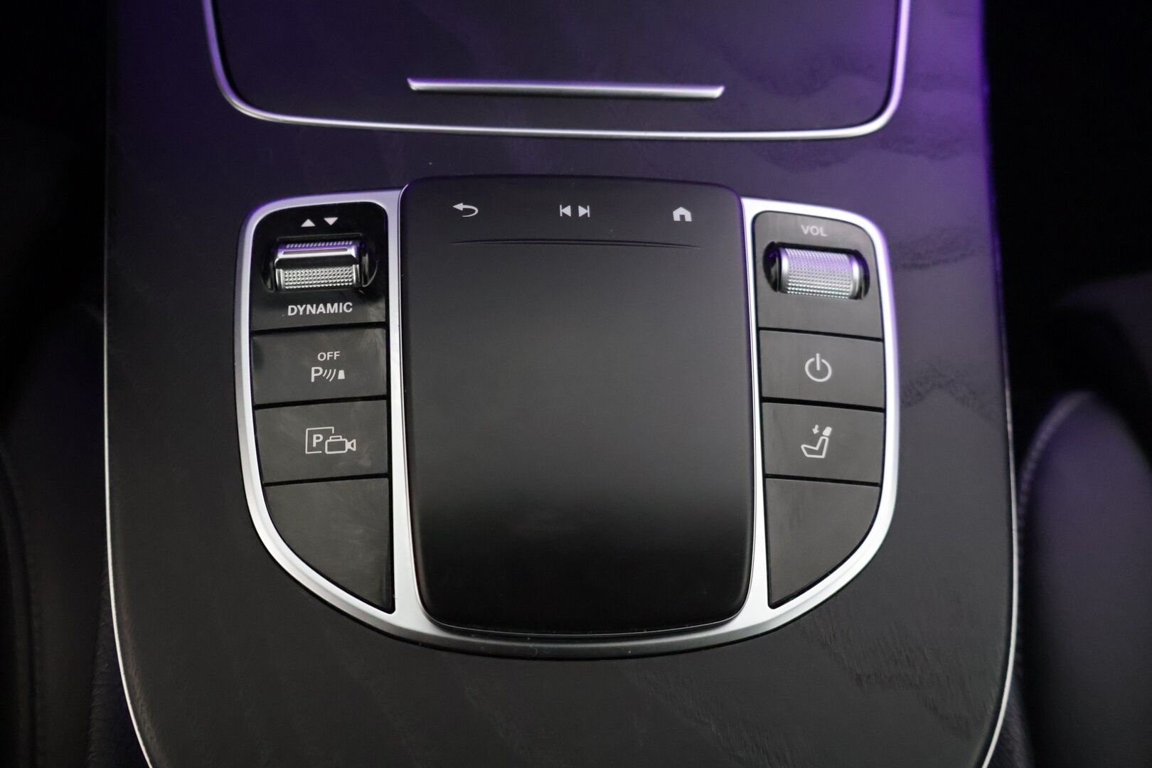 MERCEDES-BENZ E 2021 300 e T A AMG Edition EQ Power * Distronic+ / Koukku / Widescreen / Peruutuskamera / Puolinahat * - * Facelift / Näyttävä paketti kaksilla renkailla ja vanteilla! *