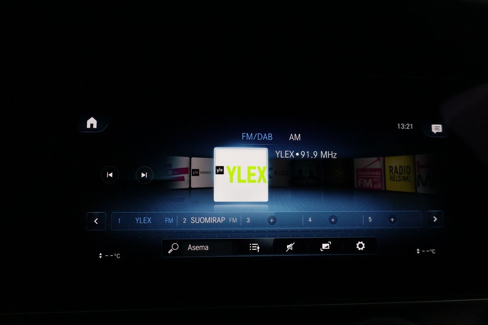 MERCEDES-BENZ E 2021 300 e T A AMG Edition EQ Power * Distronic+ / Koukku / Widescreen / Peruutuskamera / Puolinahat * - * Facelift / Näyttävä paketti kaksilla renkailla ja vanteilla! * - HULLUT VÄLIPÄIVÄT KORKOTARJOUS 2,49%