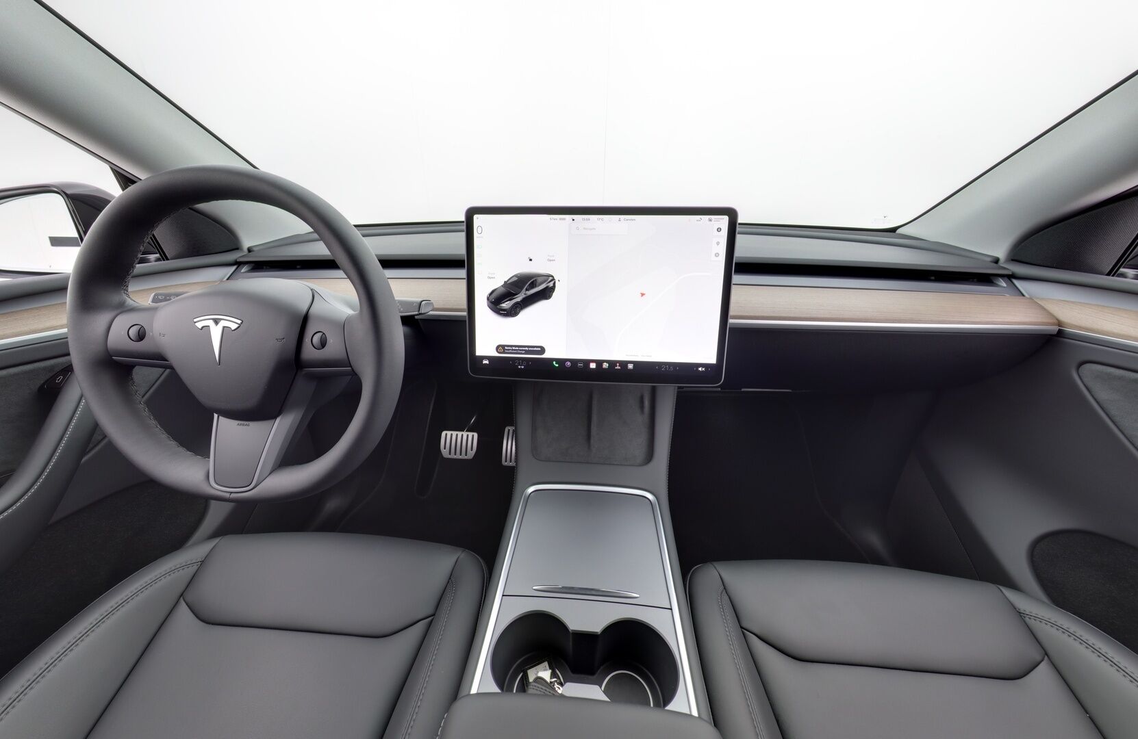 TESLA MODEL Y 2023 Performance / ALV / Vetokoukku / Autopilot / Premium Audio / Lämpöpumppu / Musta Nahkasisusta / Lasikatto / - 3,99 % KORKOTARJOUS TÄHÄN AUTOON - 