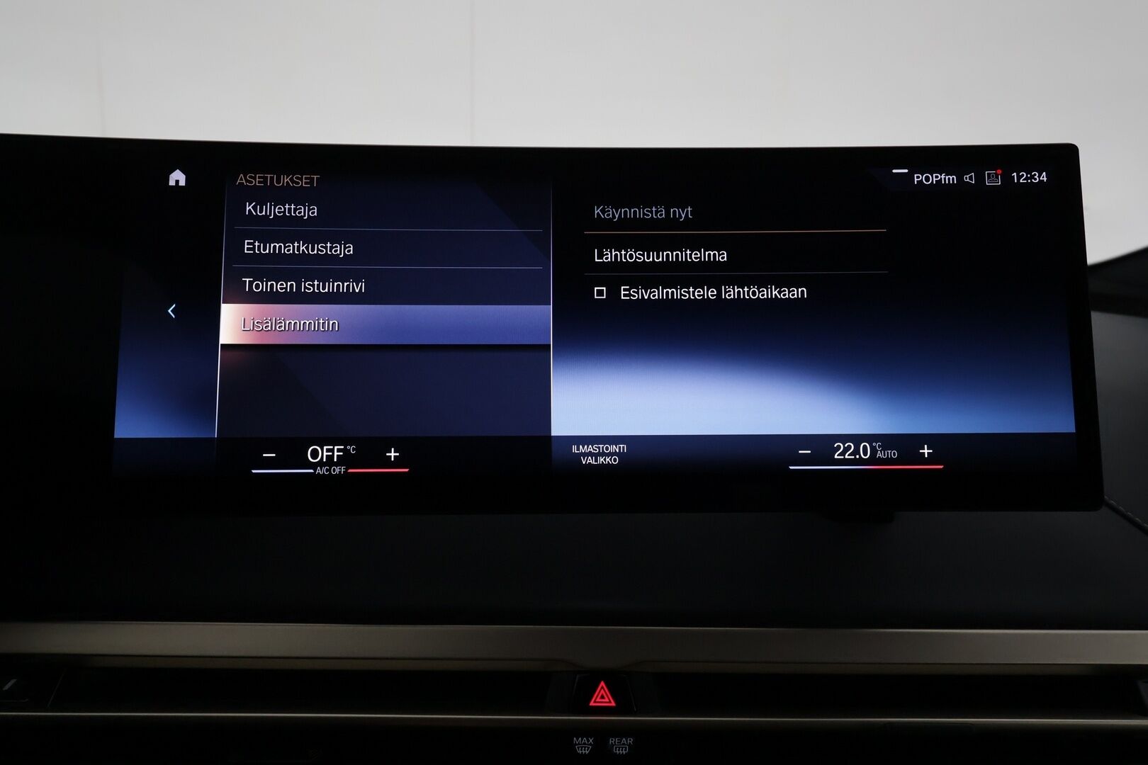 BMW iX 2023 xDrive40 **HUD / H&K / Laser LED / Lasikatto / 360-kamera / Sähköpenkit / Koukku** - 2,99 % KORKOTARJOUS TÄHÄN AUTOON - Akku kuntotarkastettu