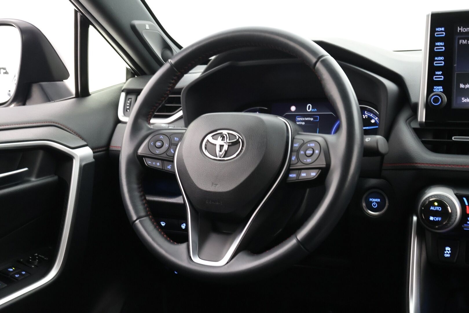 TOYOTA RAV4 PLUG-IN 2021 Hybrid 2,5 AWD-i Active *Adapt.Vakkari / Peruutuskamera / Lane Assist / JBL / KeylessGo / Sähköpenkki / Apple&Android* - *Juuri huollettu! / 2x renkaat&alumiini vanteet*