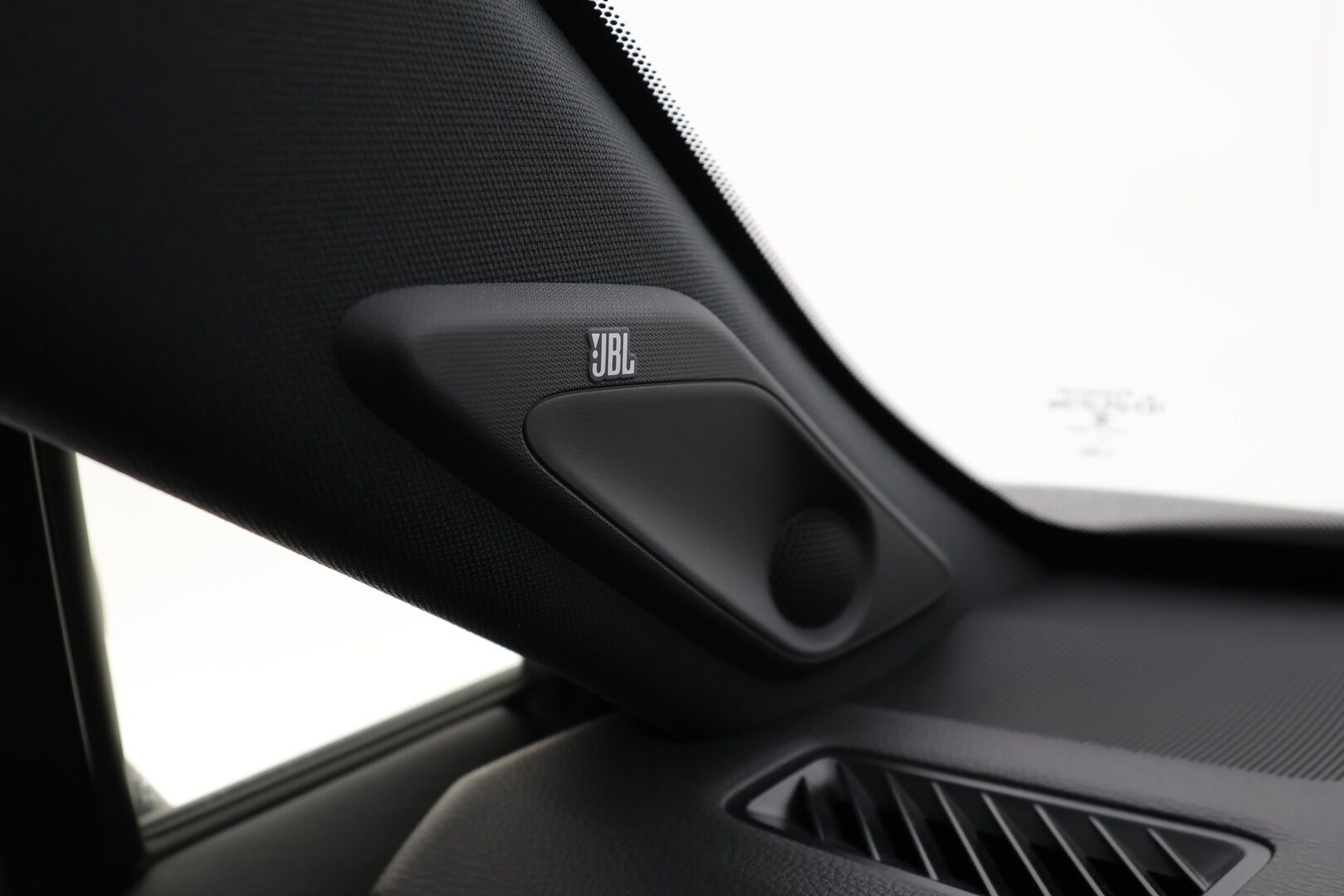 TOYOTA RAV4 PLUG-IN 2021 Hybrid 2,5 AWD-i Active *Adapt.Vakkari / Peruutuskamera / Lane Assist / JBL / KeylessGo / Sähköpenkki / Apple&Android* - *Juuri huollettu! / 2x renkaat&alumiini vanteet*