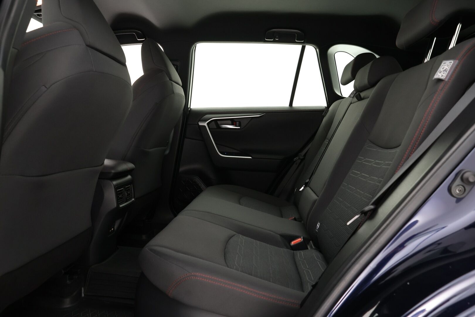 TOYOTA RAV4 PLUG-IN 2021 Hybrid 2,5 AWD-i Active *Adapt.Vakkari / Peruutuskamera / Lane Assist / JBL / KeylessGo / Sähköpenkki / Apple&Android* - *Juuri huollettu! / 2x renkaat&alumiini vanteet*