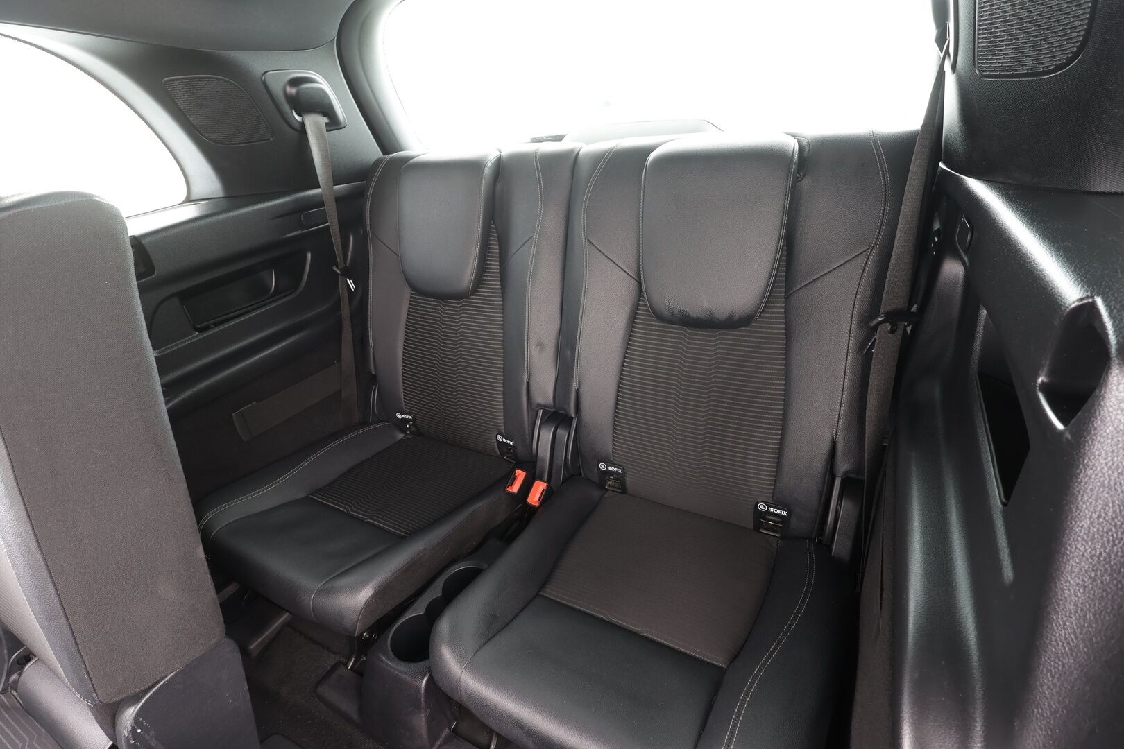 Mercedes-Benz EQB 2023 300 4MATIC Business 7-Paikkainen * DTR+Q / Peruutuskamera / Widescreen / Sporttipenkit / LED High Performance / Comand Navi - Harvinainen 7-Paikkainen / 2x Renkaat aluvantein! - HULLUT AVAJAISHULINAT KORKOTARJOUS 3,29 %