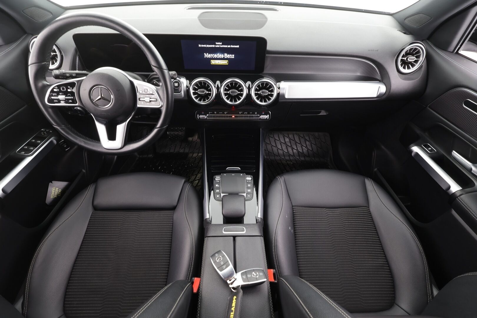 Mercedes-Benz EQB 2023 300 4MATIC Business 7-Paikkainen * DTR+Q / Peruutuskamera / Widescreen / Sporttipenkit / LED High Performance / Comand Navi - Harvinainen 7-Paikkainen / 2x Renkaat aluvantein! - HULLUT AVAJAISHULINAT KORKOTARJOUS 3,29 %