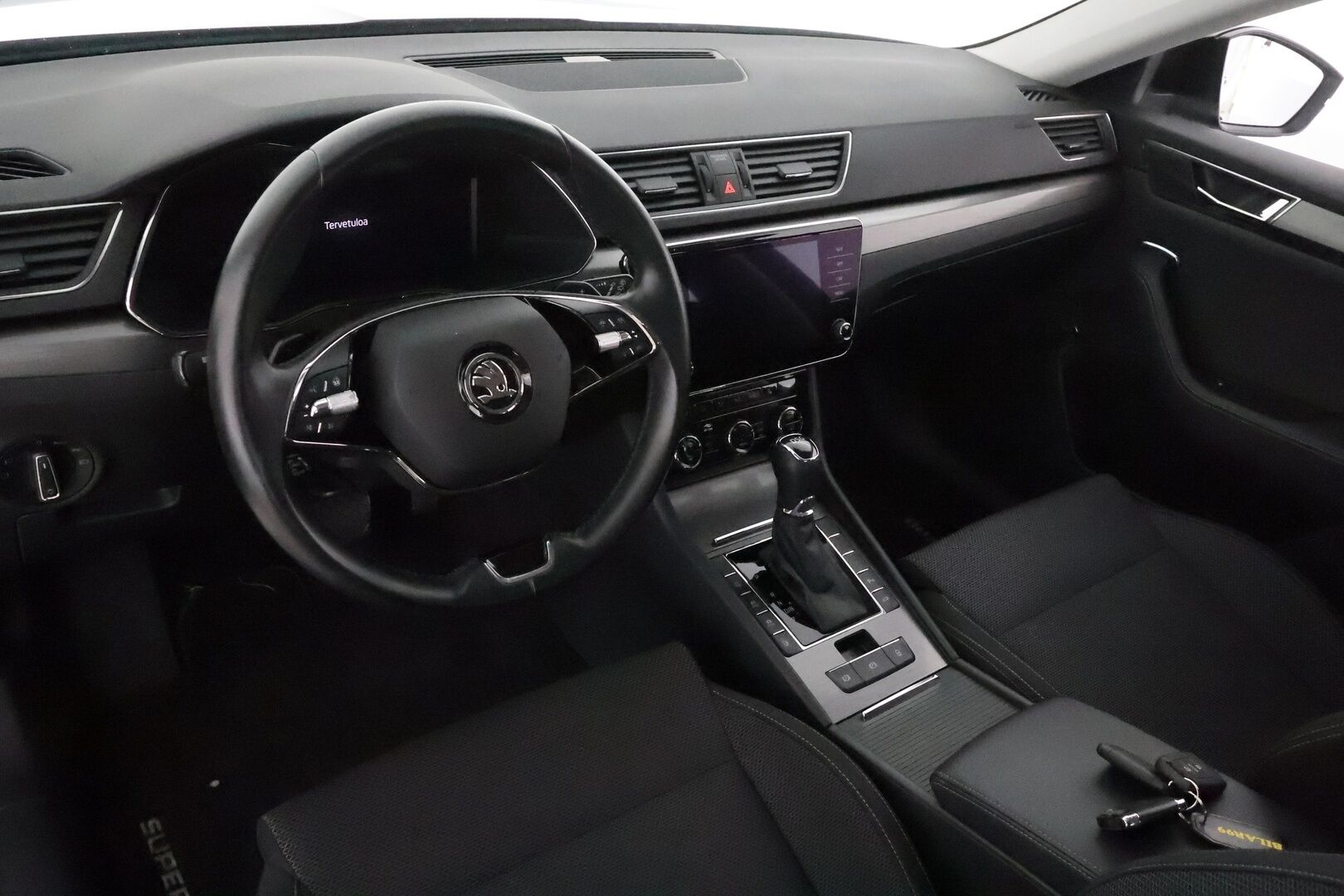 Skoda Superb 2021 Combi 1,4 TSI PHEV Style iV DSG *ACC / P.tutkat / Matrix LED / Koukku / Canton / Muistipenkki / Navi* - Akku kuntotarkastettu