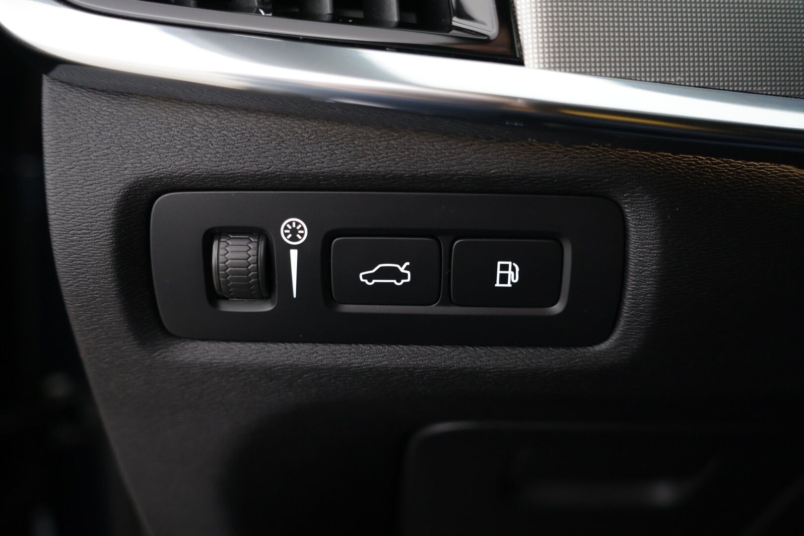 Volvo V90 2021 V90 T6 AWD Momentum Pro aut ** Webasto / VOC / H/K / Keyless / 360 / Nahat / Sähk. kontti - Merkkiliikkeen huoltokirja / Jakopää vaihdettu juuri