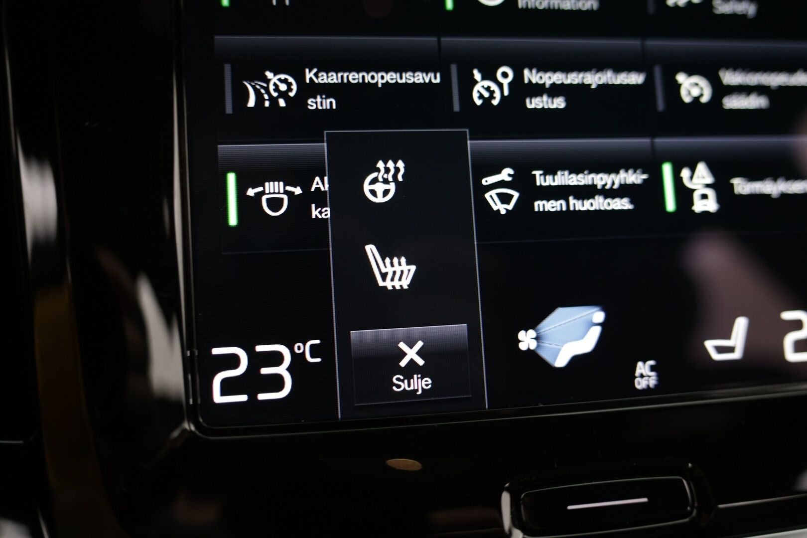 Volvo V90 2021 V90 T6 AWD Momentum Pro aut * Facelift / Webasto / VOC / H/K / Keyless / 360 / Nahat / Sähkökontti * - Merkkiliikkeen huoltokirja / Jakopää vaihdettu juuri