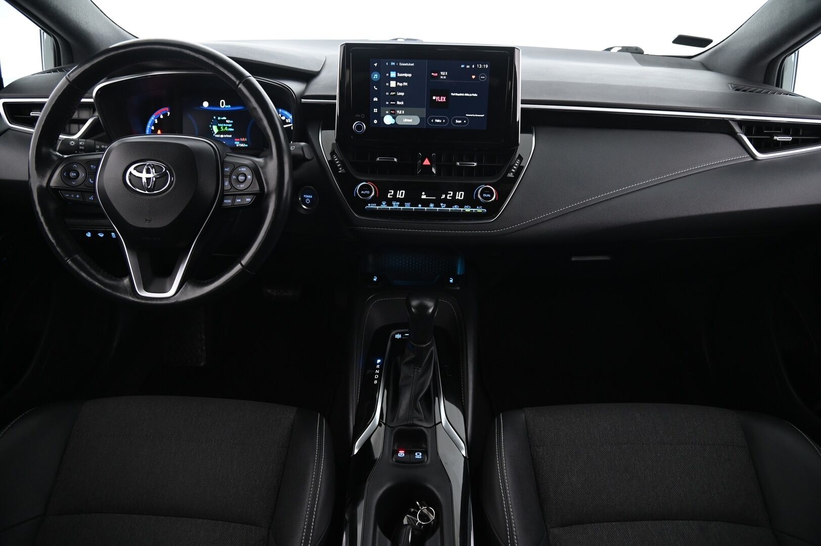 Toyota Corolla 2022 Hybrid Style *ACC / P-kamera / Kaistavahti / Ratinlämmitin* - *Juuri saapunut / Säännöllinen huoltohistoria*