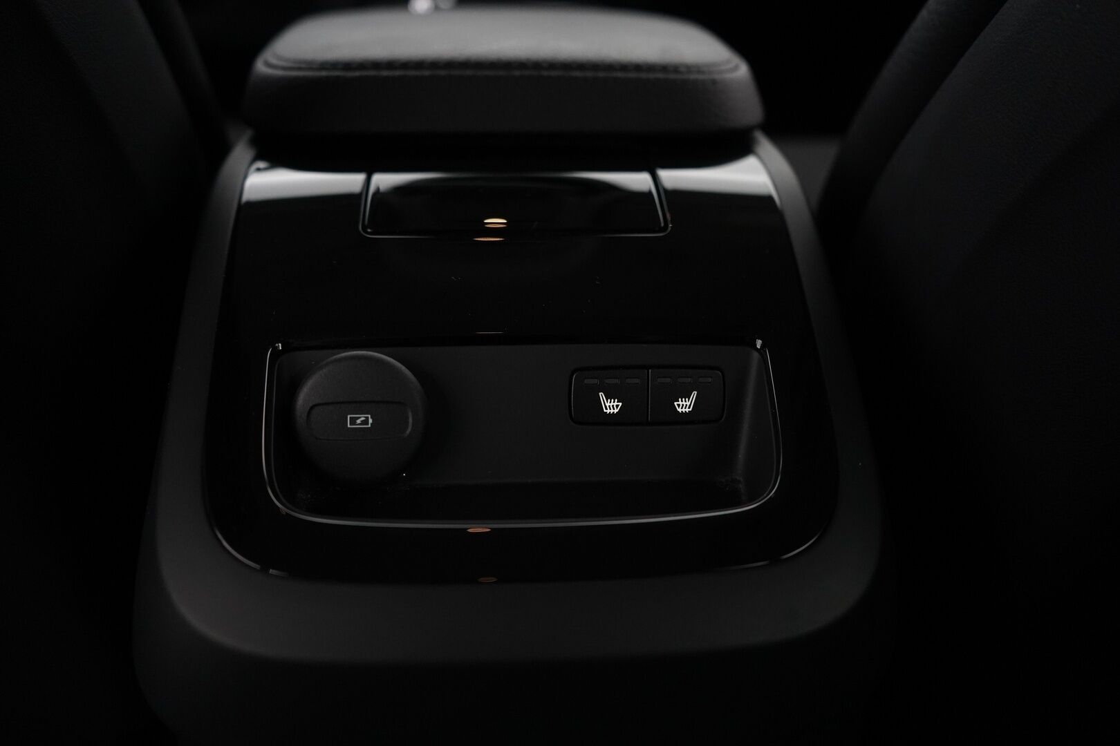 Volvo V90 2021 T6 TwE AWD Inscription Expression aut * H&K / ACC / VOC / BLIS / Keyless * - Kahdet renkaat alumiinivantein / Viimeisin huolto 145tkm