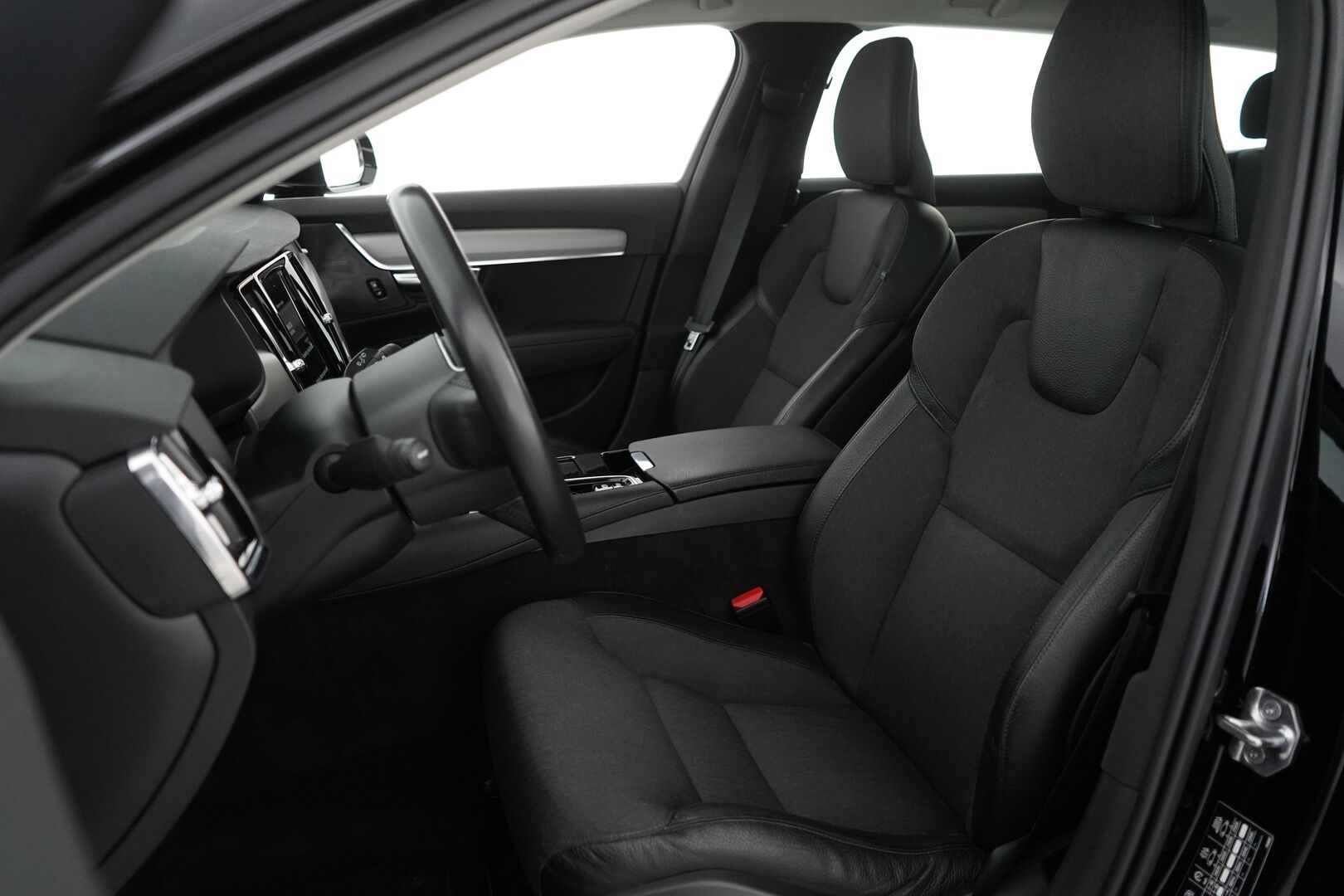 Volvo V90 2021 T6 TwE AWD Inscription Expression aut * H&K / ACC / VOC / BLIS / Keyless * - Kahdet renkaat alumiinivantein / Viimeisin huolto 145tkm