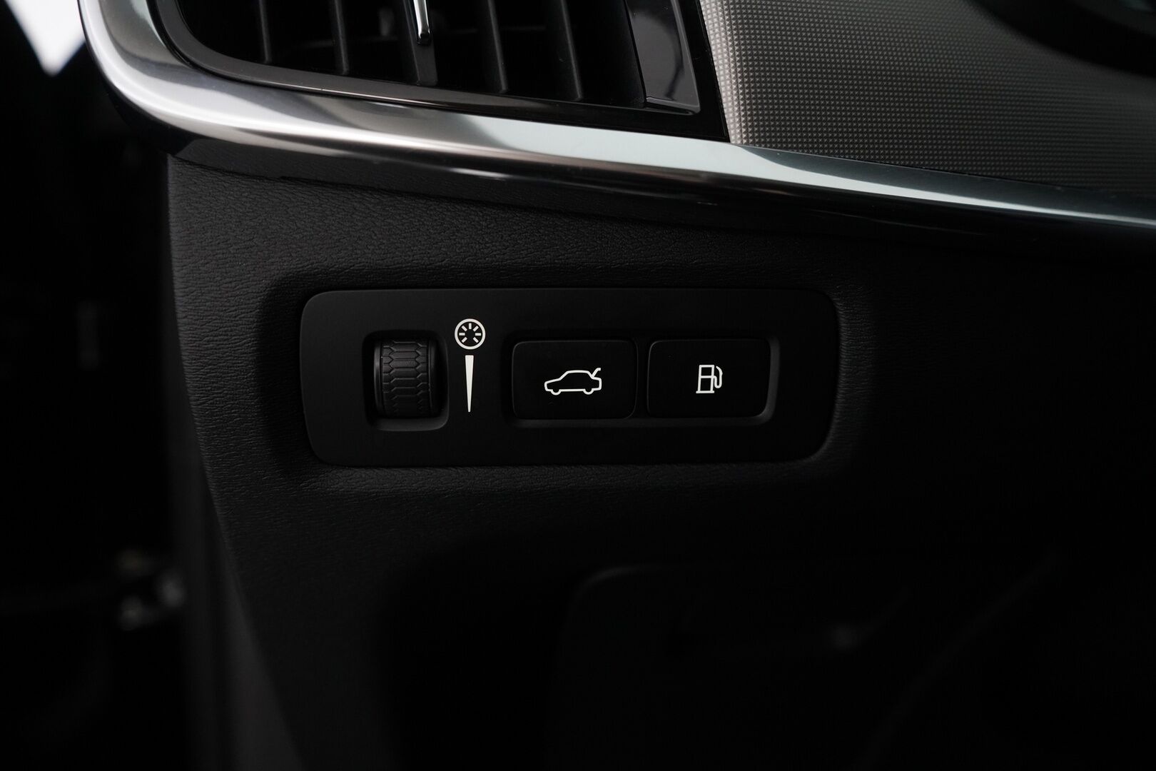 Volvo V90 2021 T6 TwE AWD Inscription Expression aut * H&K / ACC / VOC / BLIS / Keyless * - Kahdet renkaat alumiinivantein / Viimeisin huolto 145tkm
