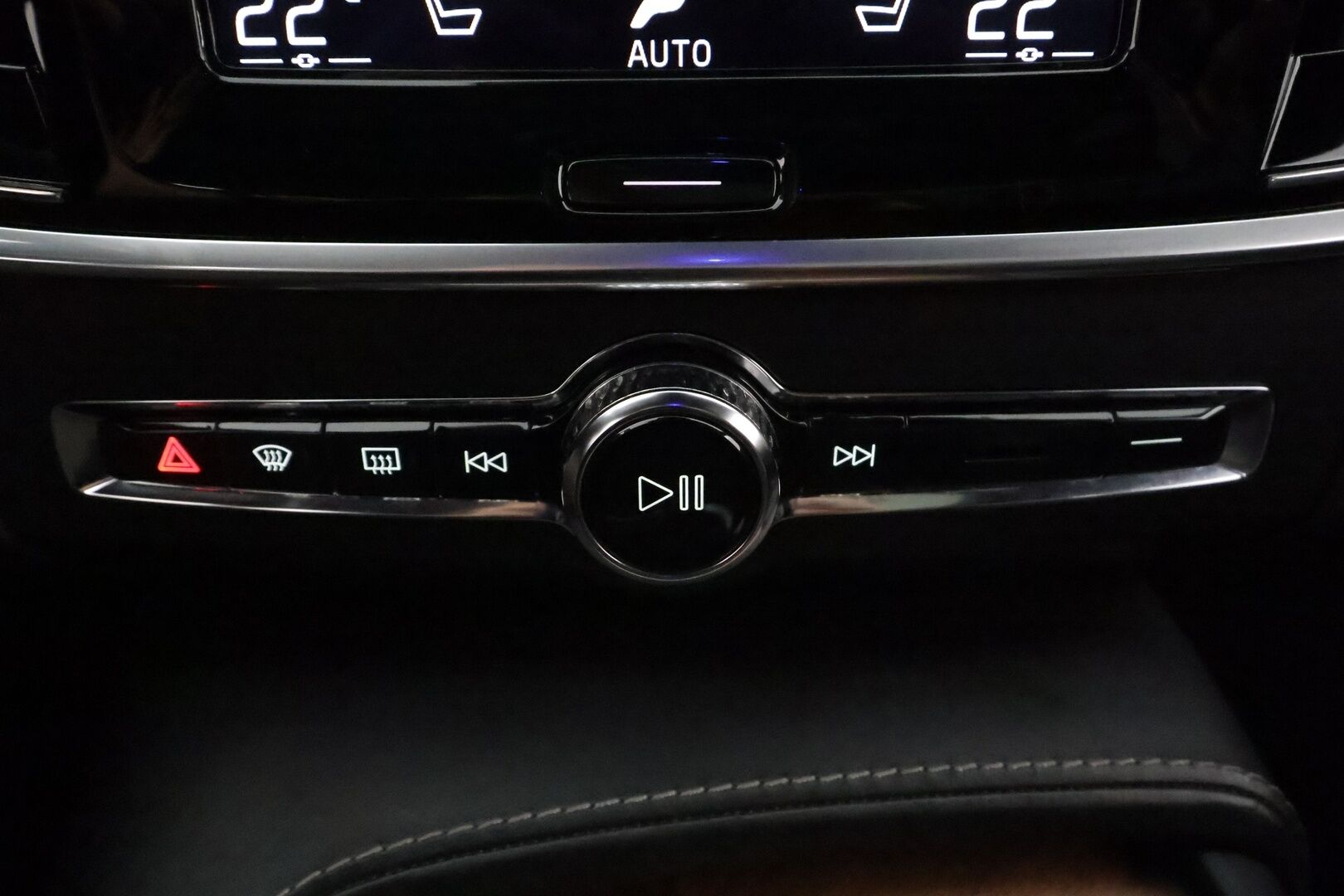 Volvo V90 2017 D5 Inscription Polestar engineered **Panorama / HUD / 360° Kamera / Adapt.Vakkari / Ilmastoidut Sporttinahat Muistilla** - 3,99 % KORKOTARJOUS TÄHÄN AUTOON - Bowers&Wilkins / Webasto / Koukku / Full-LED / Navi / Kaistavahti / 2x Renkaat