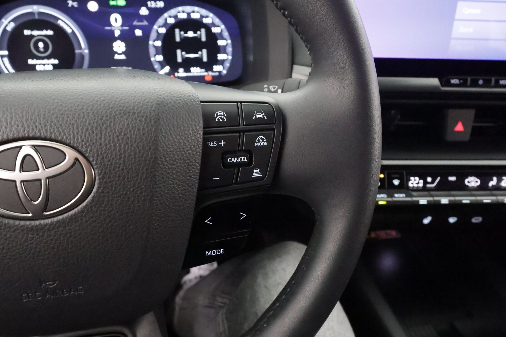 Toyota C-HR 2025 2,0 Hybrid AWD-i Edition * ACC / P.kamera / LED / Navi / Keyless / Sähköluukku / BLIS / Ratinlämmitin * - Suomi-auto / Kahdet renkaat aluvanteilla / Merkkihuollettu - HULLUT AVAJAISHULINAT KORKOTARJOUS 3,29 %