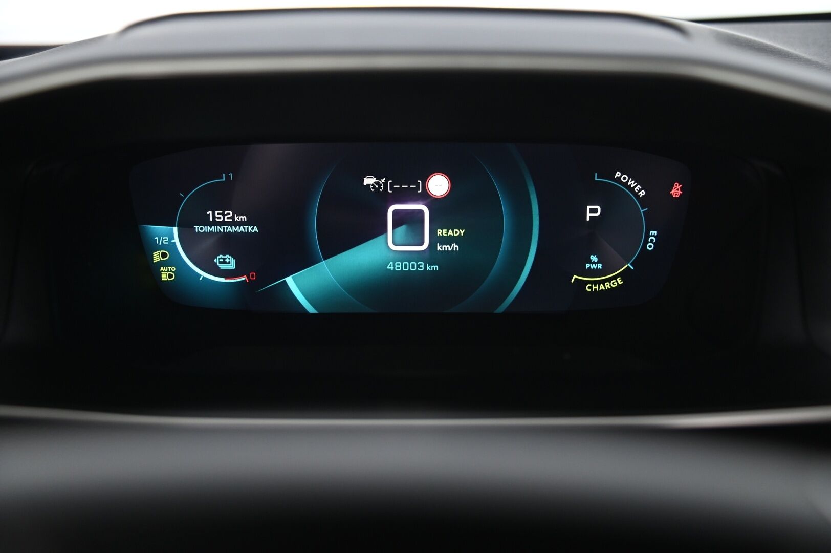 Peugeot e-2008 2023 GT 50 kWh 136 Automaatti *P.kamera / 3D Digimittaristo / ACC / Navigointi* - *Juuri saapunut / Merkkihuollettu*