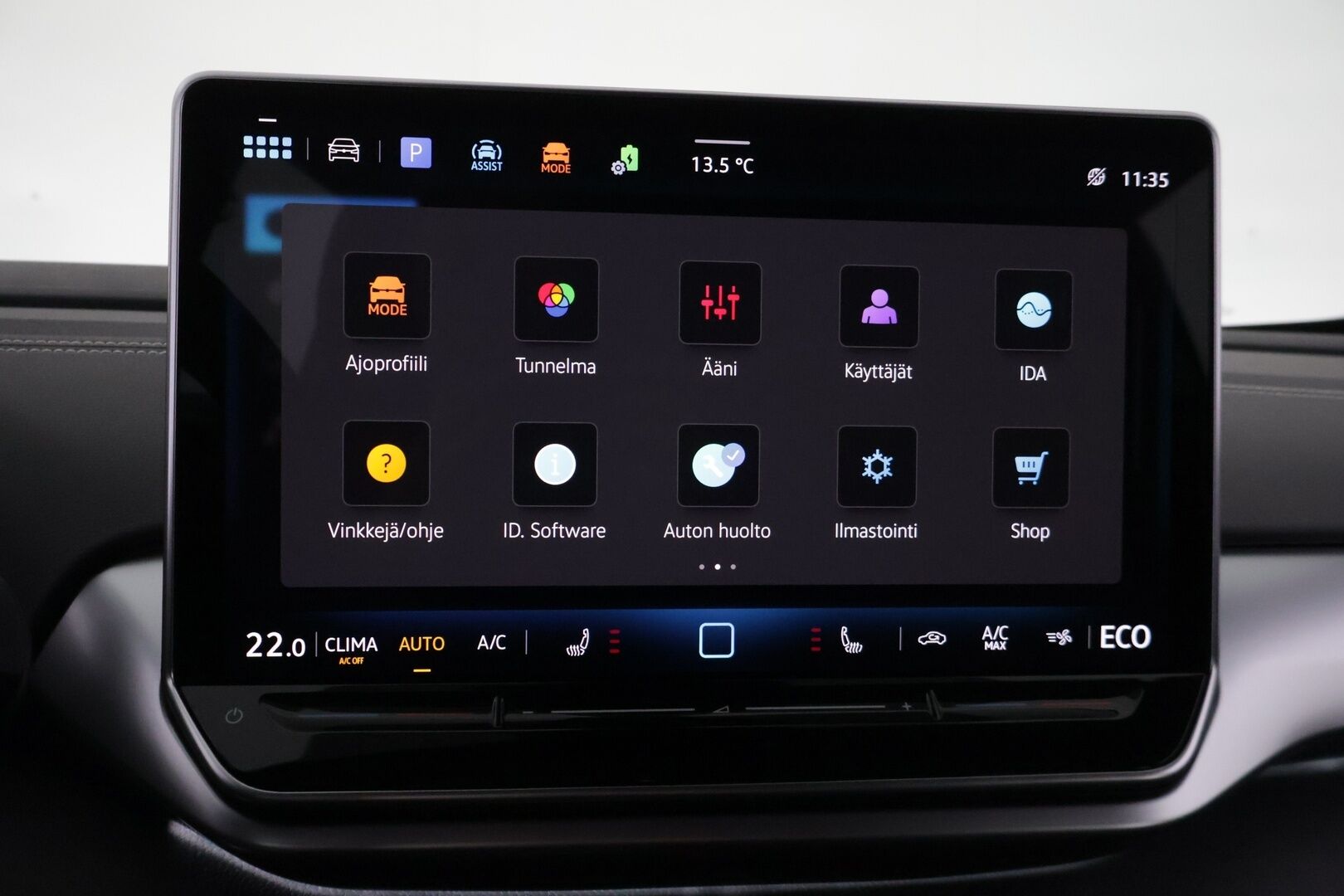 Volkswagen ID.4 2025 ID.4 PURE 125KW * ACC / ILP / Akuston esilämmitys / Peruutuskamera / Navi / Nahka/Alcantara-verhoilu * - Uudemmalla keskinäytöllä / Todella vähän ajettu / Kahdet renkaat / Akku kuntotarkastettu