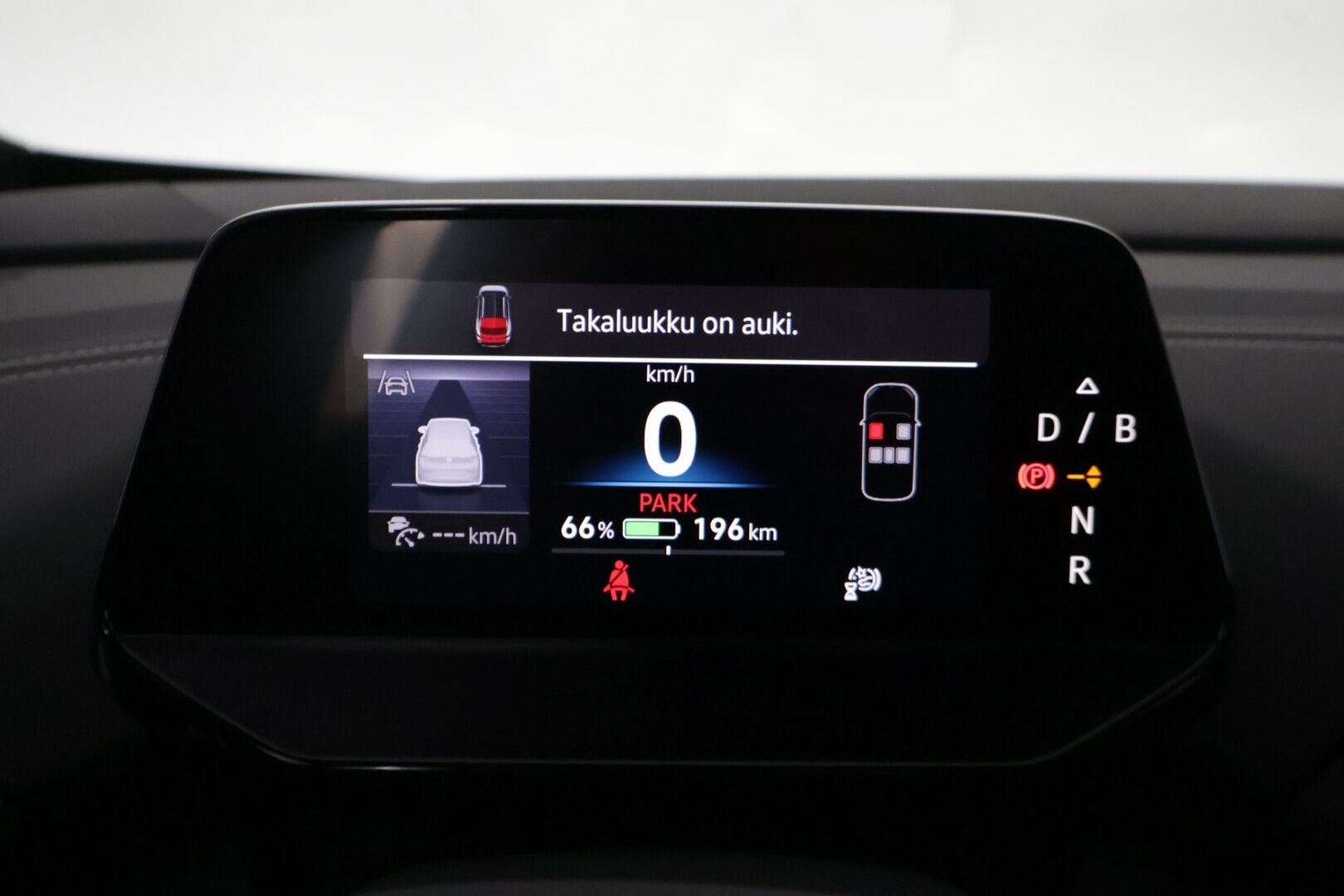 Volkswagen ID.4 2025 ID.4 PURE 125KW - ACC | ILP | Akuston esilämmitys | Peruutuskamera | Navi | Nahka/Alcantara-verhoilu | Uudemmalla keskinäytöllä | Kahdet renkaat | Akku kuntotarkastettu 
