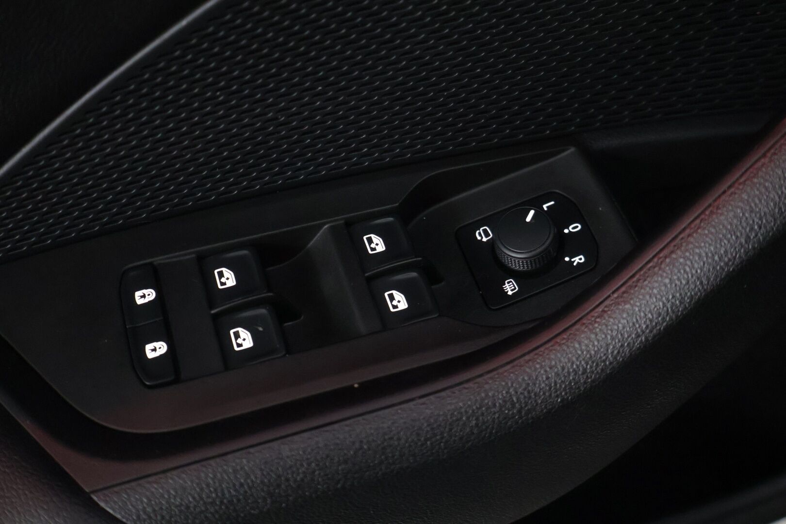 Skoda Octavia 2021 Combi 1,4 TSI PHEV Style iV DSG Autom. - | Adaptiivinen vakkari | Digimittaristo | Peruutuskamera | KeyLess Go | HUD | Nahkaverhoilu| - KORKO VAIN 3,99 %