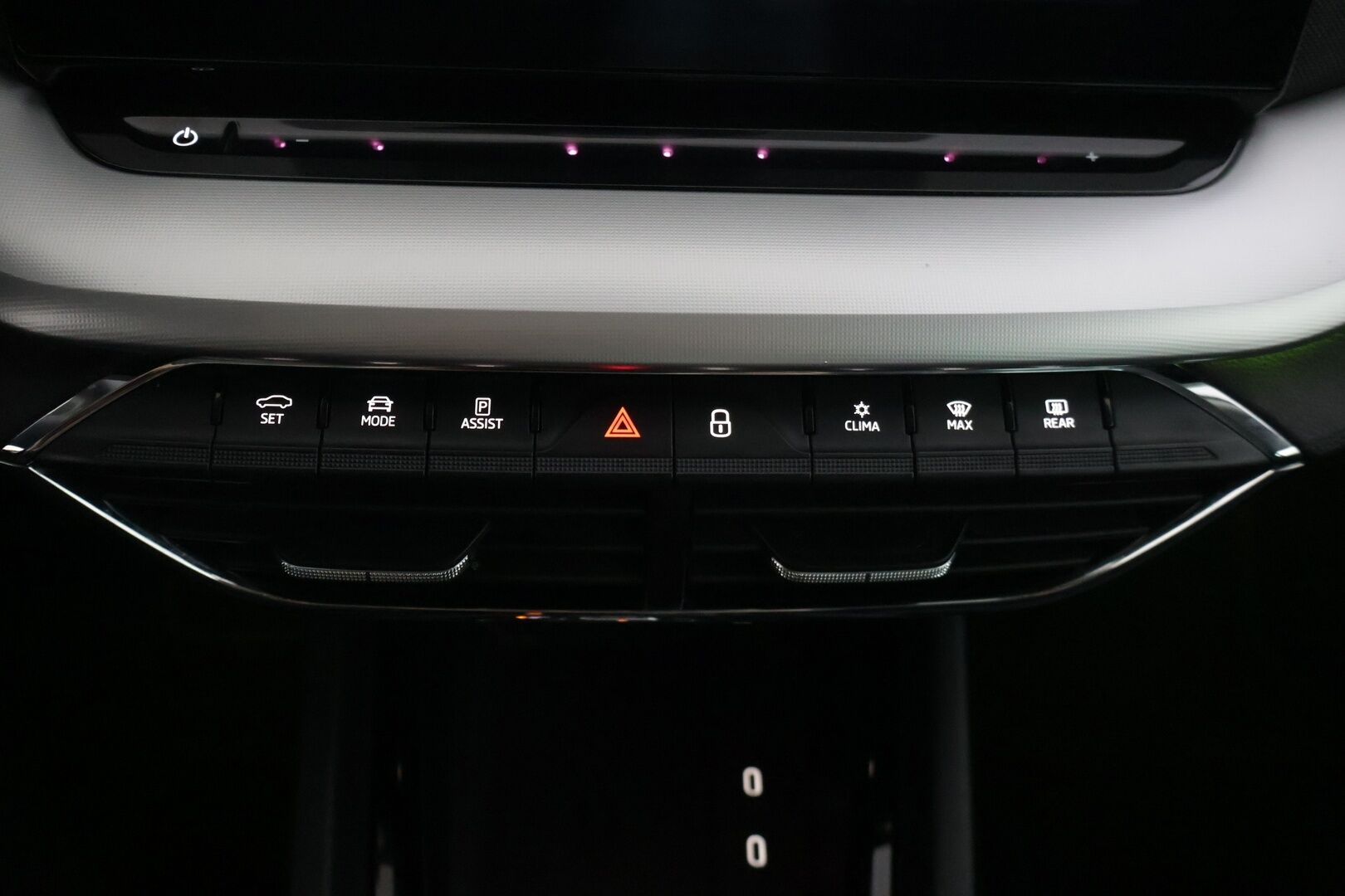 Skoda Octavia 2021 Combi 1,4 TSI PHEV Style iV DSG Autom. - | Adaptiivinen vakkari | Digimittaristo | Peruutuskamera | KeyLess Go | HUD | Nahkaverhoilu| - KORKO VAIN 3,99 %