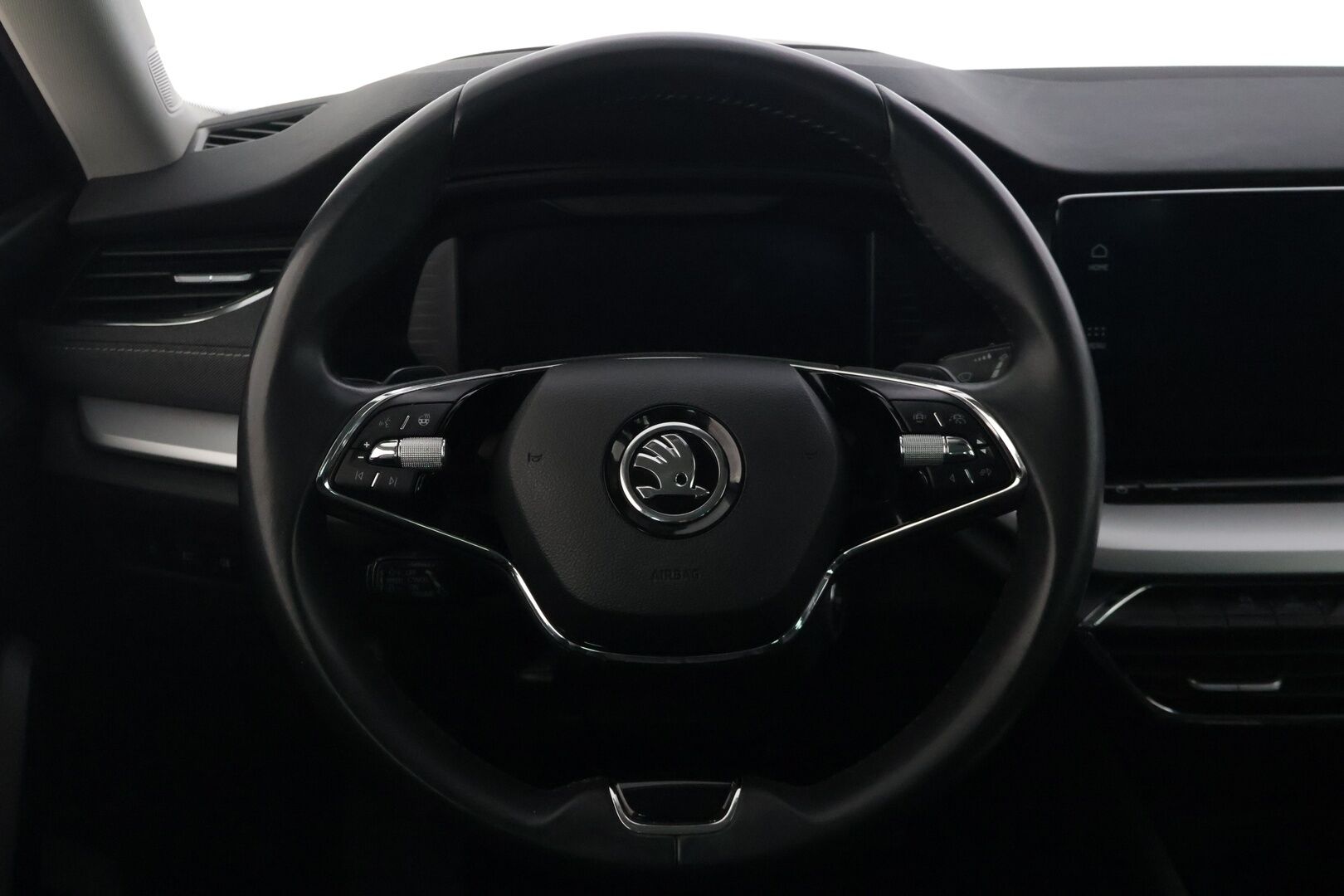 Skoda Octavia 2021 Combi 1,4 TSI PHEV Style iV DSG Autom. - | Adaptiivinen vakkari | Digimittaristo | Peruutuskamera | KeyLess Go | HUD | Nahkaverhoilu| - KORKO VAIN 3,99 %
