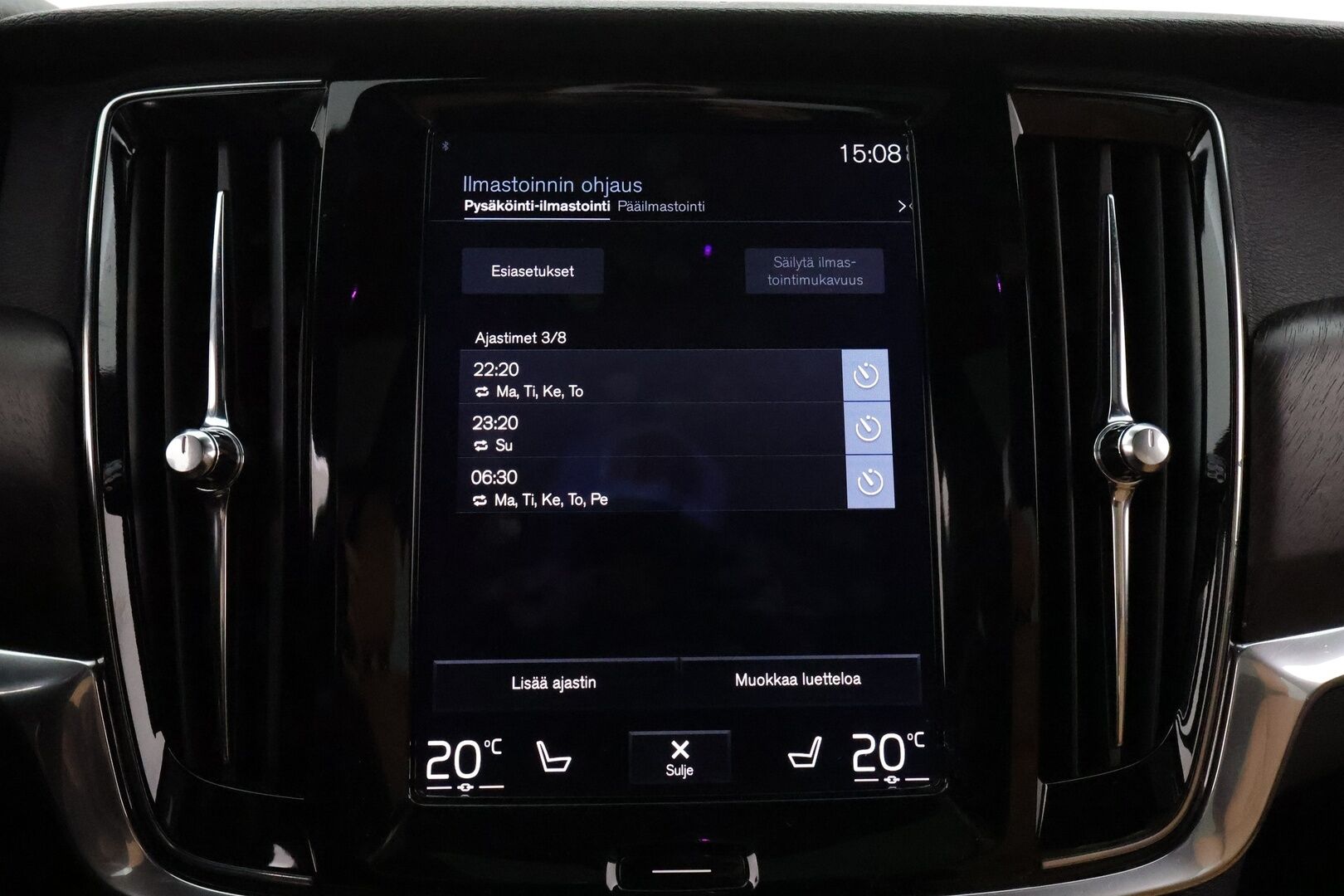 Volvo V90 CROSS COUNTRY 2017 D5 AWD Geartronic Inscription Pro  *Panorama / Konjakkinahat muistilla / Koukku / ACC / Webasto / Kamera / Pilot assist* - Webasto / Pilot Assist / Panorama / Koukku / P-kamera / Sporttipenkki Muistilla / 2x renkaat / Apple&Android / KeylessGo