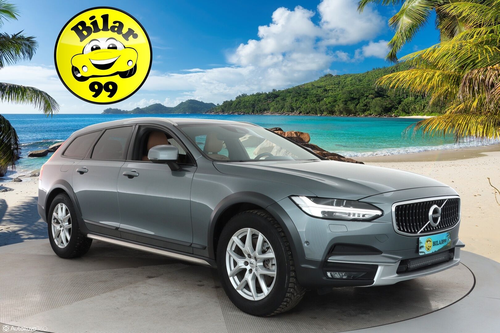 Volvo V90 CROSS COUNTRY 2017 D5 AWD Geartronic Inscription Pro  *Panorama / Konjakkinahat muistilla / Koukku / ACC / Webasto / Kamera / Pilot assist* - Webasto / Pilot Assist / Panorama / Koukku / P-kamera / Sporttipenkki Muistilla / 2x renkaat / Apple&Android / KeylessGo