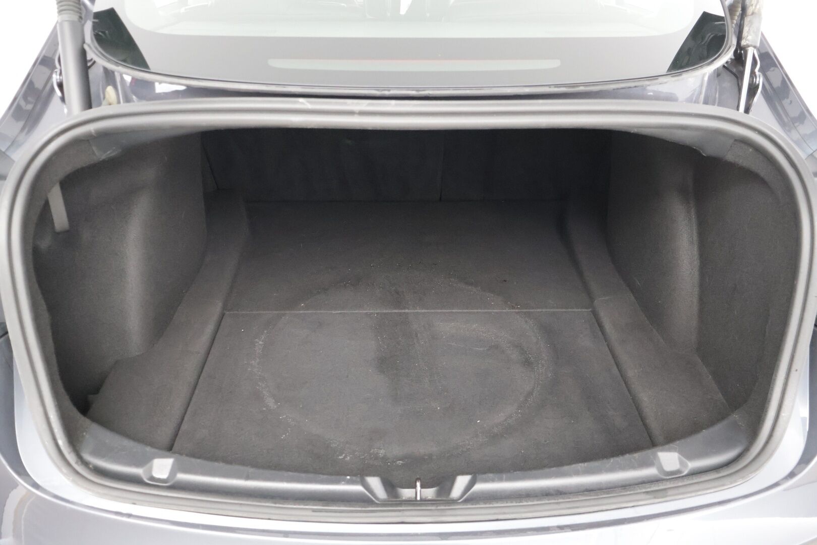 Tesla Model 3 2021 * ILP / ACC / Vetokoukku / Peruutuskamera / Sähkökontti / Blis / Autopilotti * - Vähän ajettu / Kummatkin laturit /  Siisti *
