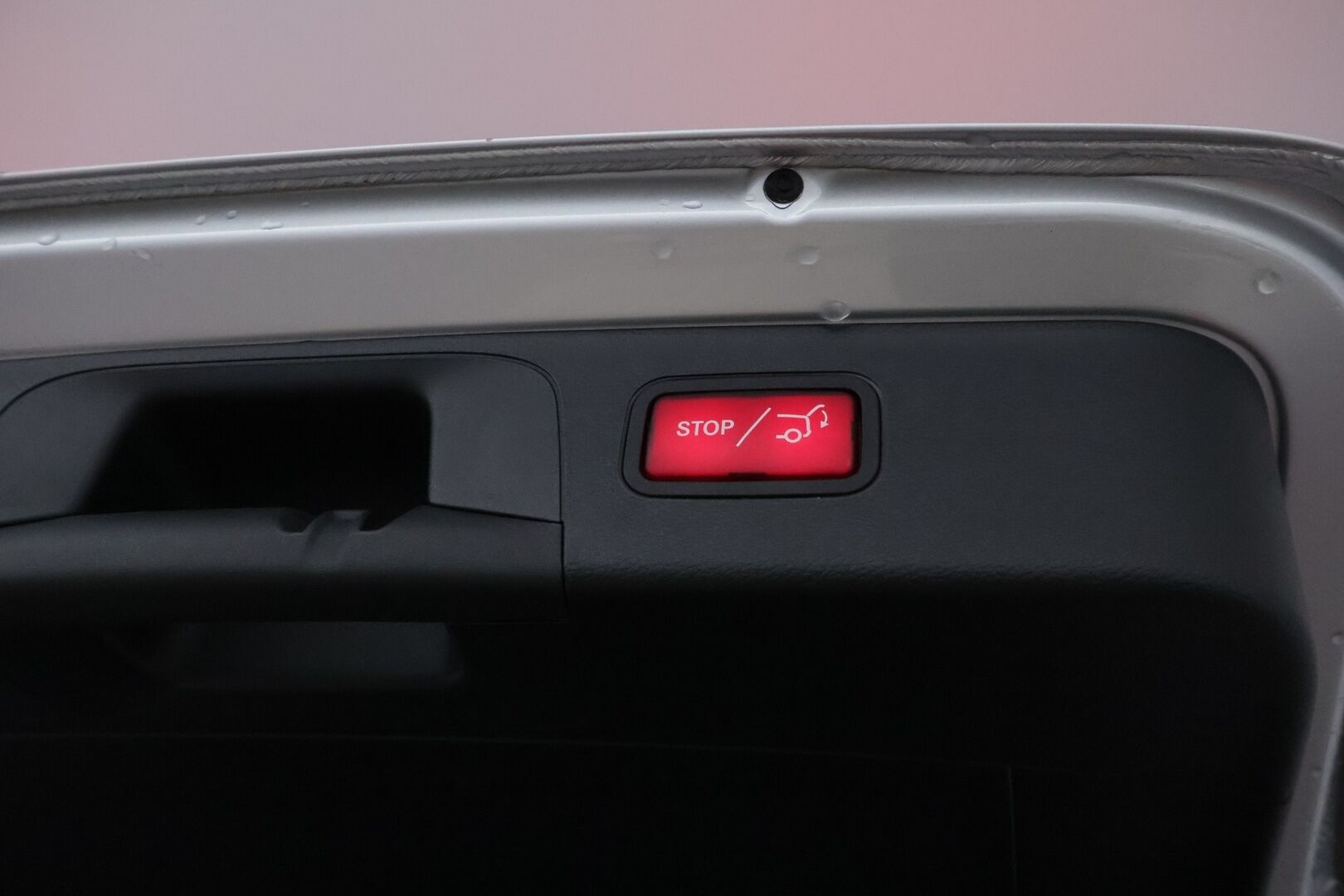 Mercedes-Benz GLC 2020 300 e 4MATIC A Business AMG EQ Power * Distronic Pro / HUD / Nahkasisusta / Vetokoukku / 360-Kamera / Supervarusteet! - HULLUT AVAJAISHULINAT KORKOTARJOUS 3,29 %