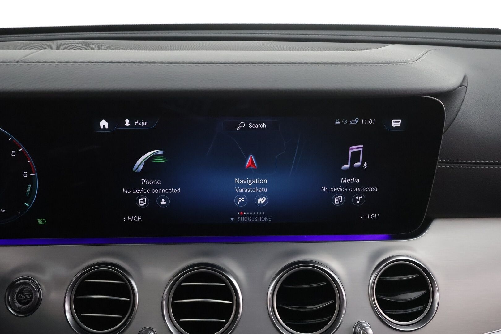 Mercedes-Benz E 2021 300 de 4MATIC T A Business Avantgarde EQ Power AMG * Koukku / Distronic / 360° / Multibeam / Widescreen / HUD /Panorama* - Burmester / Sportpenkit / Kahdet renkaat aluvanteilla