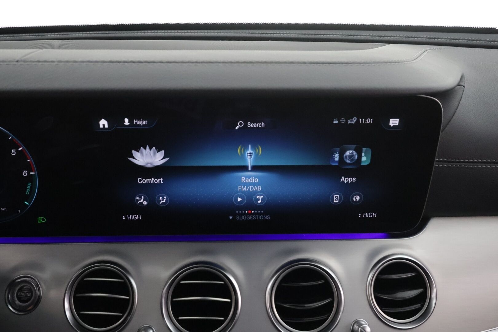 Mercedes-Benz E 2021 300 de 4MATIC T A Business Avantgarde EQ Power AMG * Koukku / Distronic / 360° / Multibeam / Widescreen / HUD /Panorama* - Akku kuntotarkastettu / Burmester / Sportpenkit / Kahdet renkaat aluvanteilla