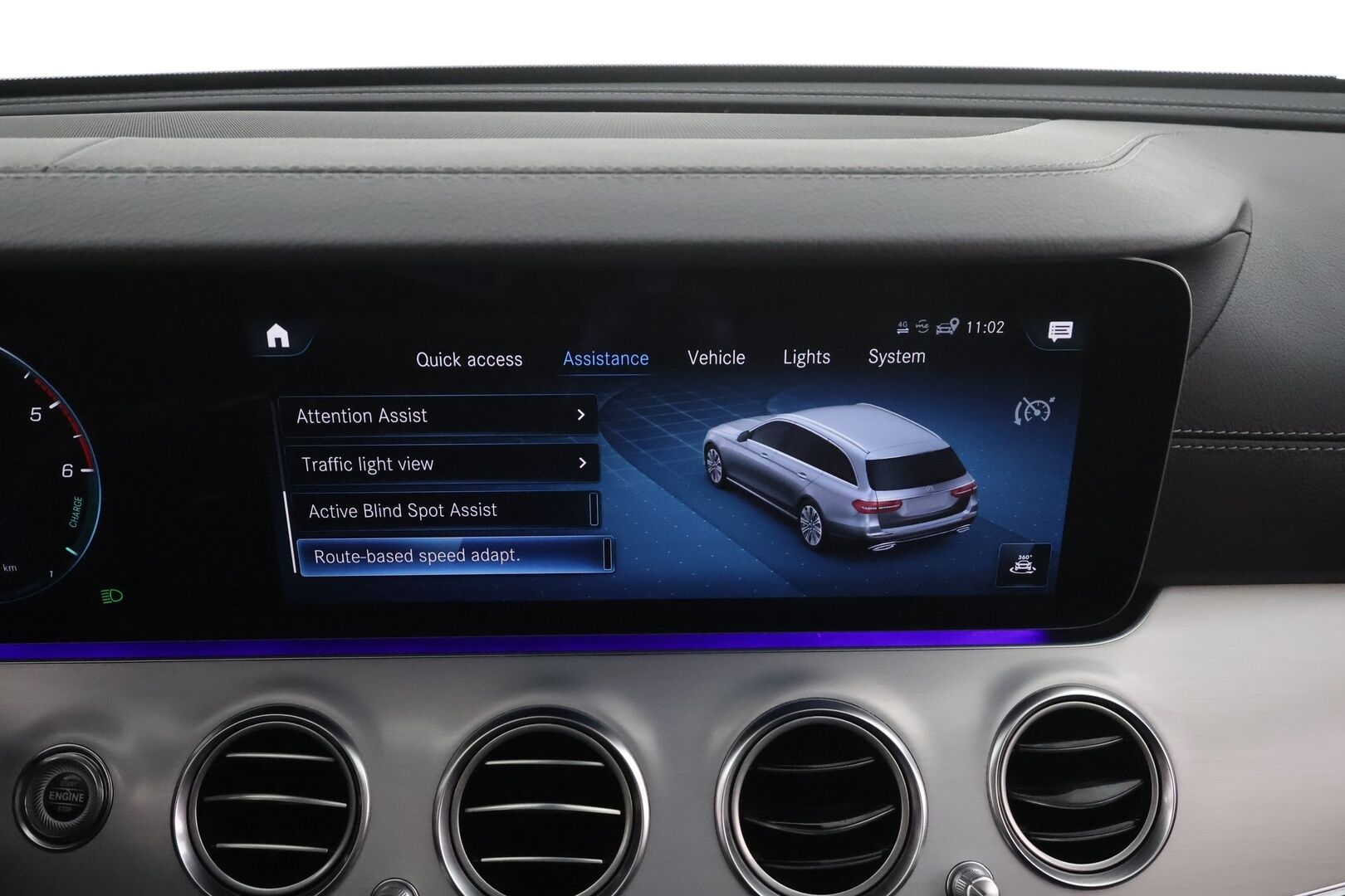 Mercedes-Benz E 2021 300 de 4MATIC T A Business Avantgarde EQ Power AMG * Koukku / Distronic / 360° / Multibeam / Widescreen / HUD /Panorama* - Akku kuntotarkastettu / Burmester / Sportpenkit / Kahdet renkaat aluvanteilla