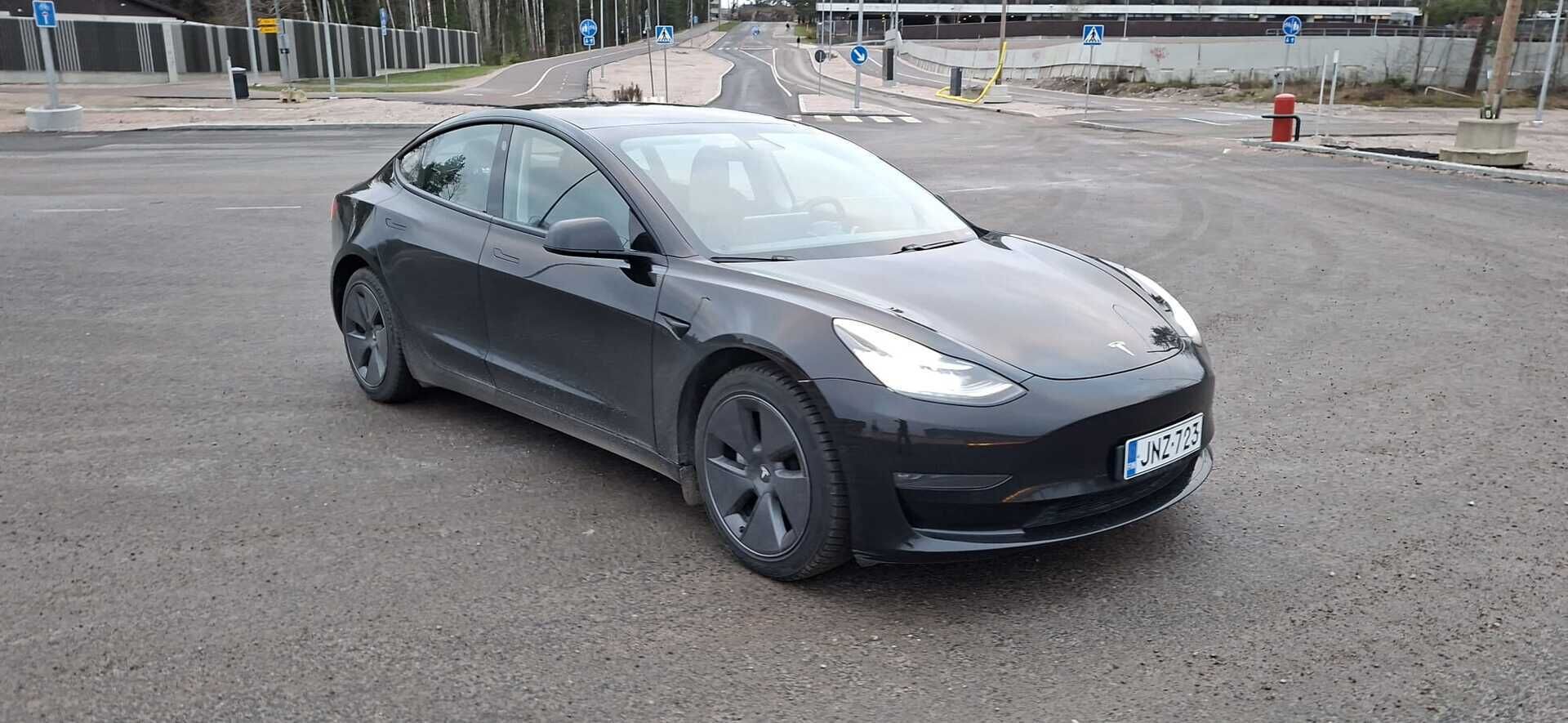 Tesla Model 3 2021 Model 3 Dual Motor Long Range *Koukku / ILP / Lasikatto /  FSD* - *2x Renkain ja vantein / Käytännöllinen / Akkutakuu* - HULLU BLACKWEEK KORKOTARJOUS 2,49%