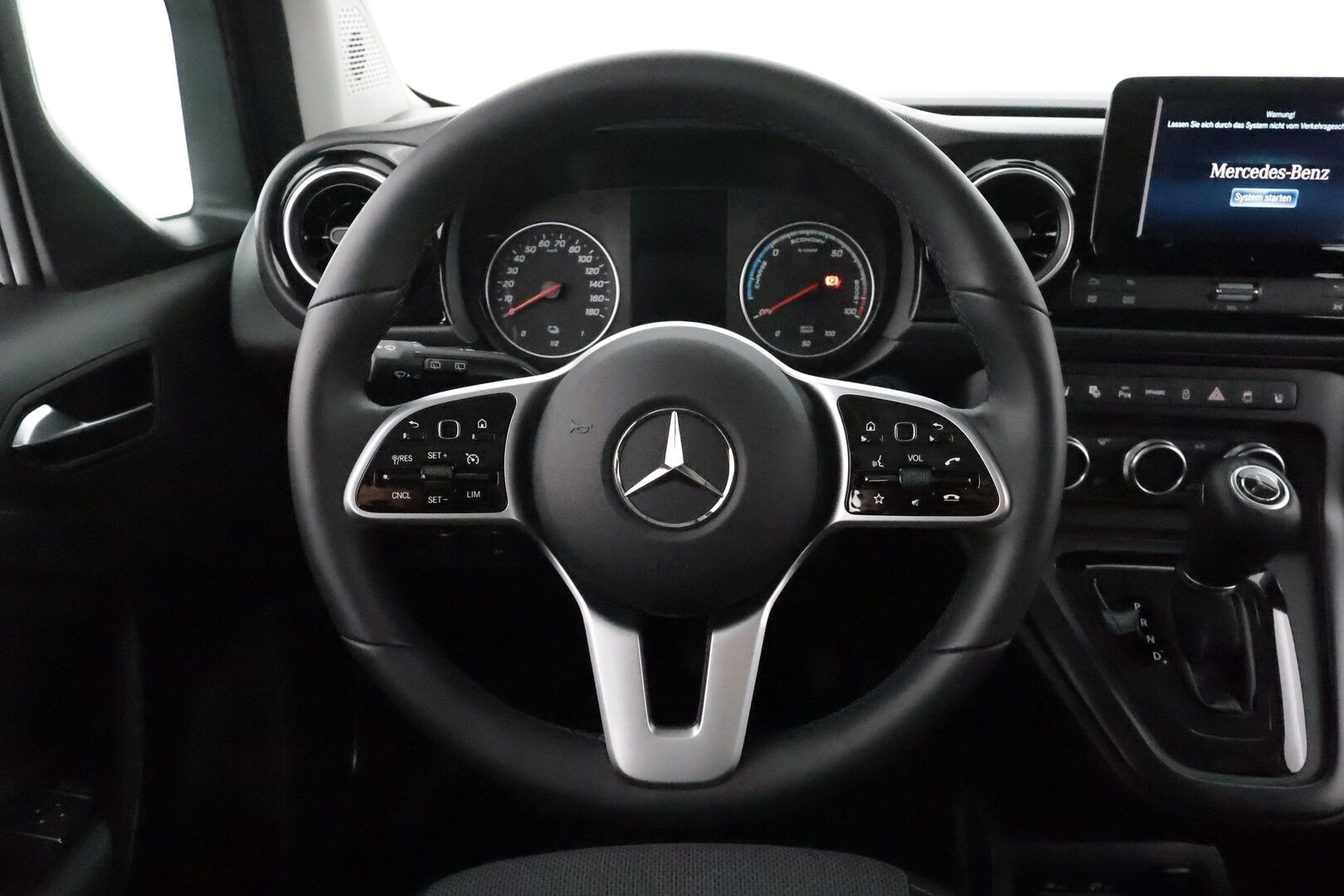 MERCEDES-BENZ Citan 2023 Tourer Pro Standard 45 kWh 5-paikkainen **ALV / Vakkari / Kaistavahti / P.kamera / Apple&Android / LED / Ratinlämmitin** - Huippu hinta / Hyvät varusteet / Harvinainen 5-hlö malli - HULLUT JOULUT KORKOTARJOUS 2,49% 