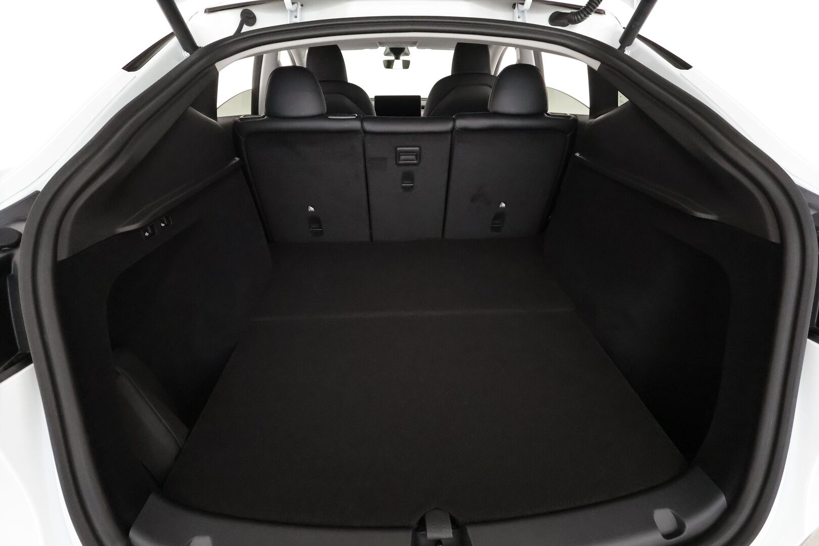 TESLA MODEL Y 2022 Dual Motor Performance ** Lasikatto / Lämpöpumppu / Adapt.Vakkari / Matrix-LED / P.kamera / Muistipenkki / KeylessGO ** - 3,99 % KORKOTARJOUS TÄHÄN AUTOON - Akku Kuntotarkistettu!